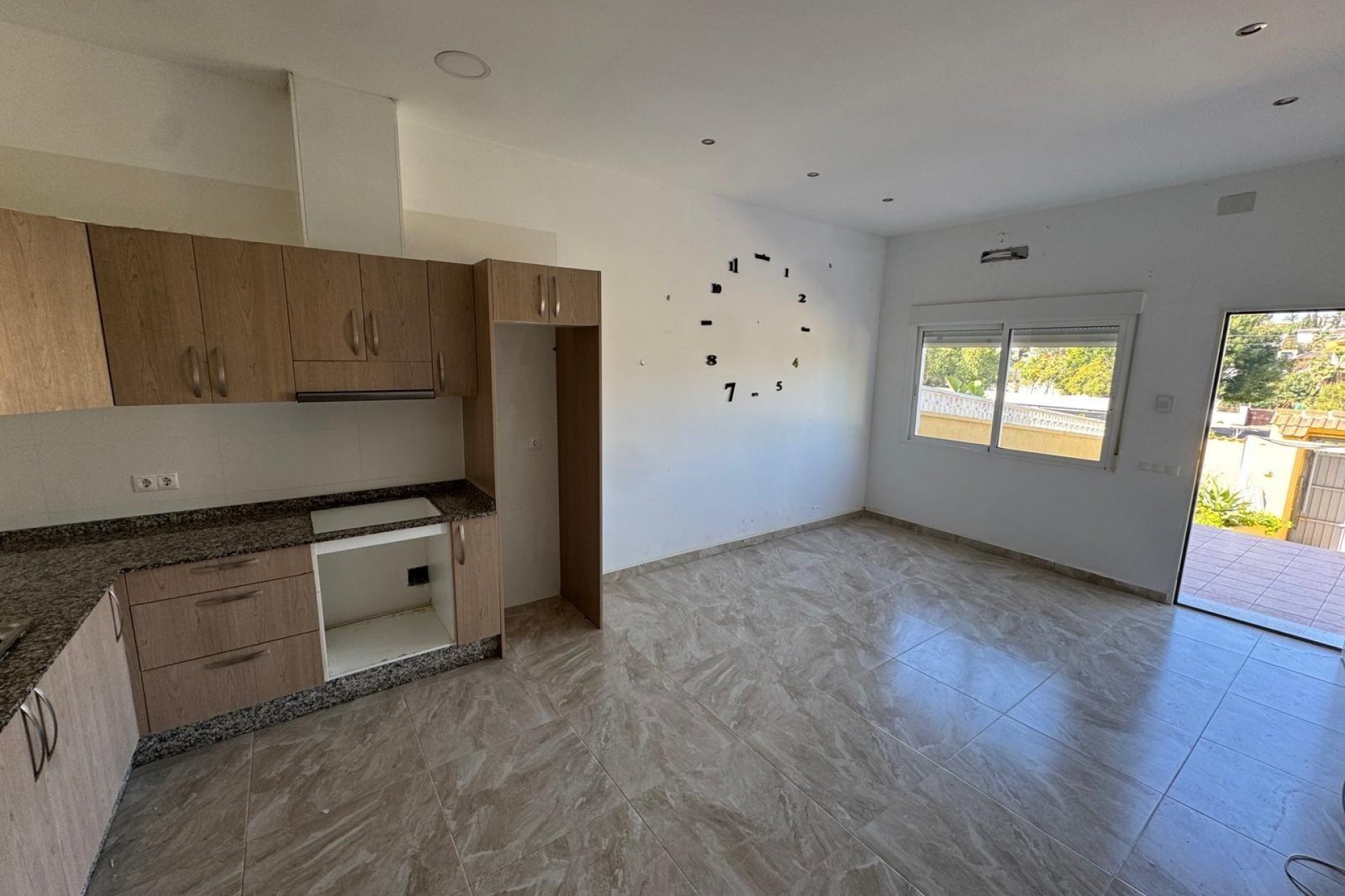 Resale - Villa -
Torrevieja - Los Balcones - Los Altos del Edén