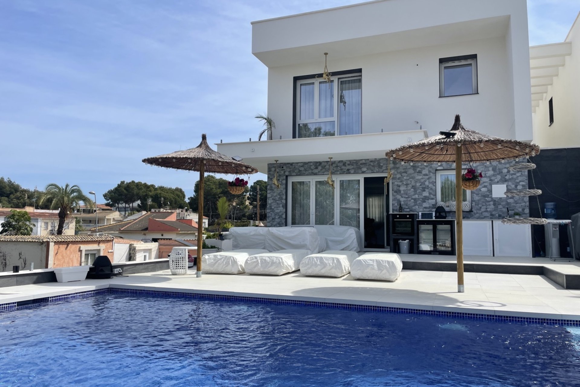 Resale - Villa -
Torrevieja - Los Balcones