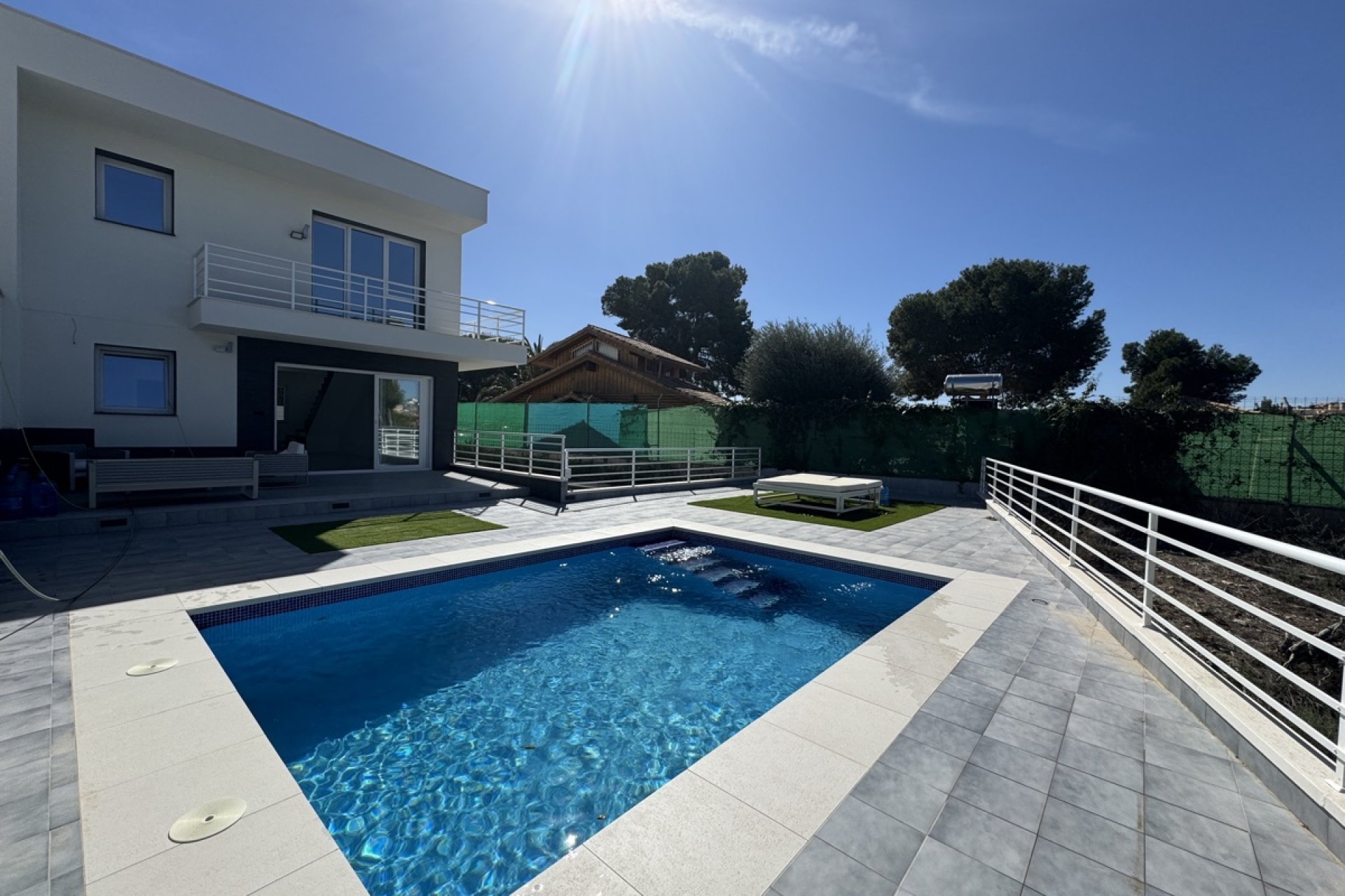 Resale - Villa -
Torrevieja - Los Balcones