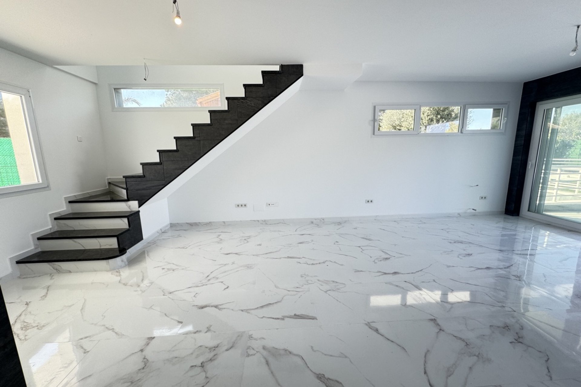 Resale - Villa -
Torrevieja - Los Balcones
