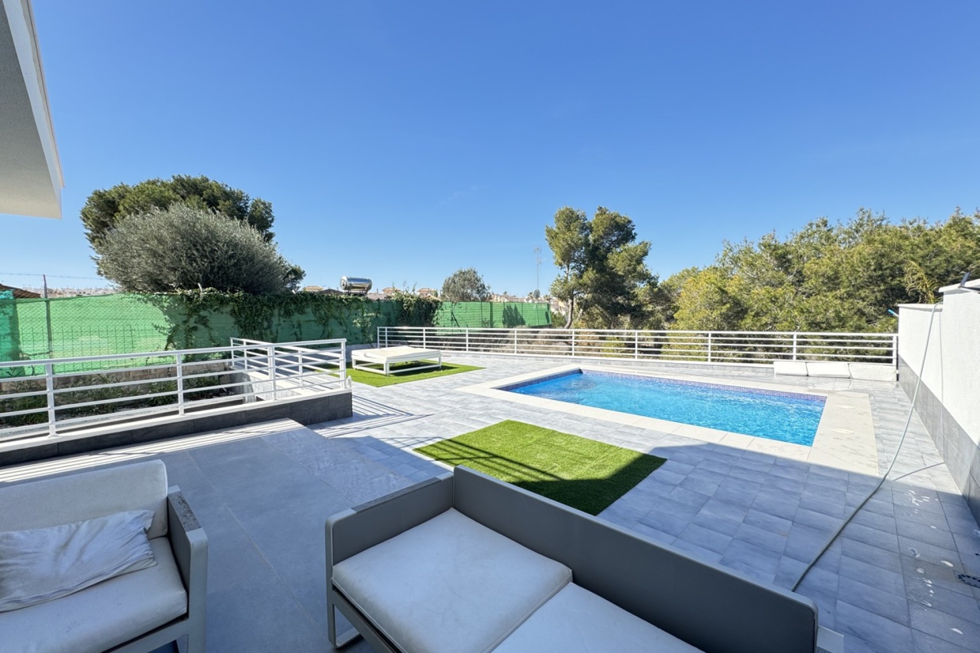 Resale - Villa -
Torrevieja - Los Balcones