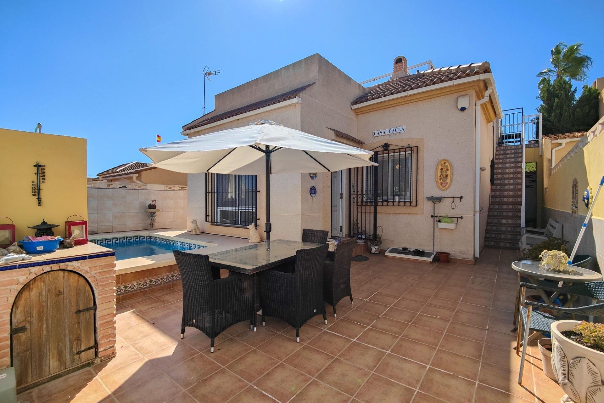 Resale - Villa -
Torrevieja - Los Frutales