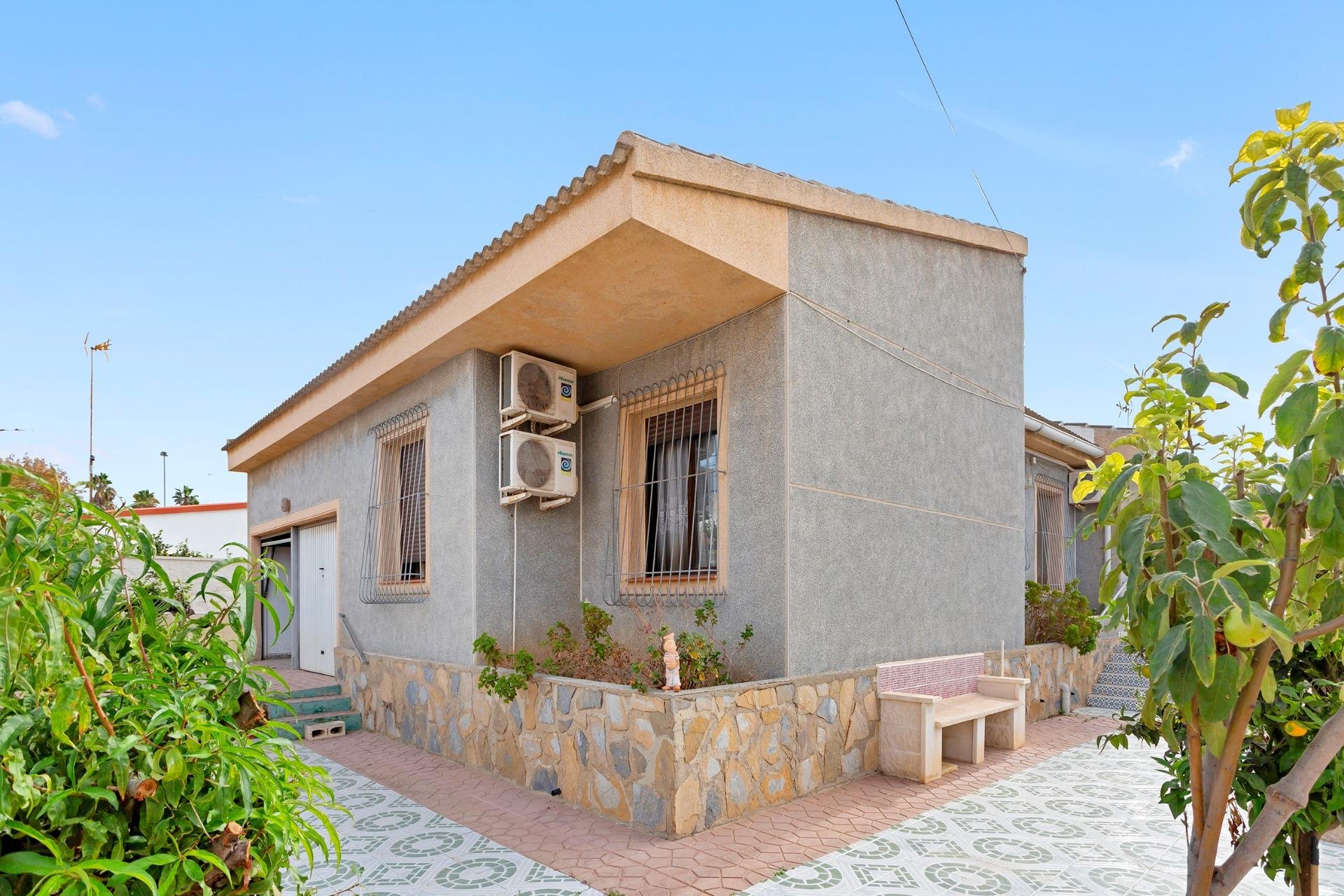 Resale - Villa -
Torrevieja - Nueva Torrevieja