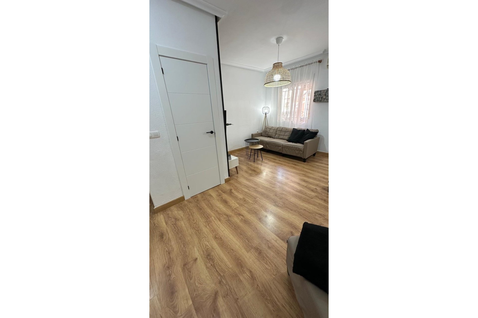 Resale - Villa -
Torrevieja - Playa Flamenca
