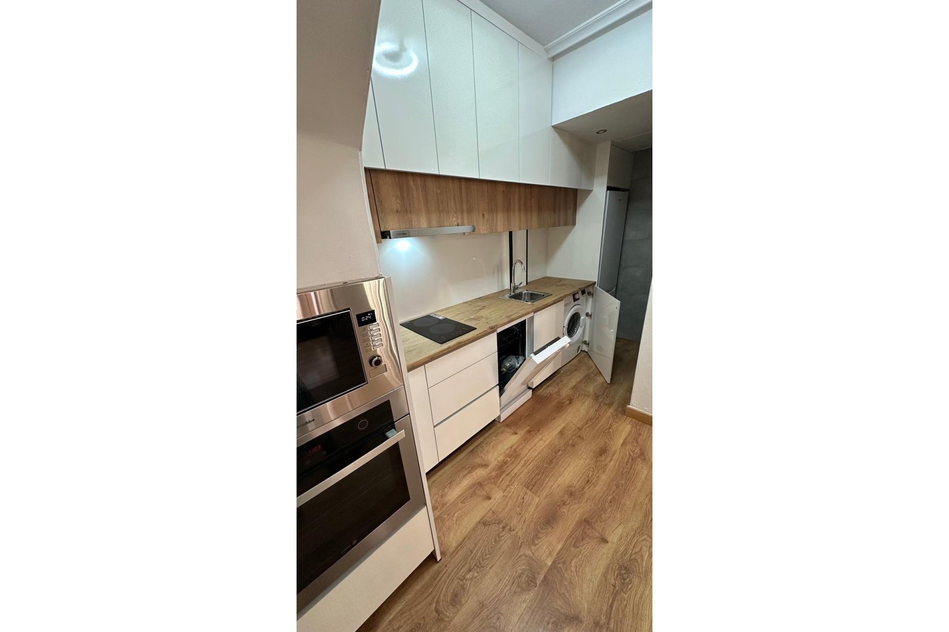 Resale - Villa -
Torrevieja - Playa Flamenca