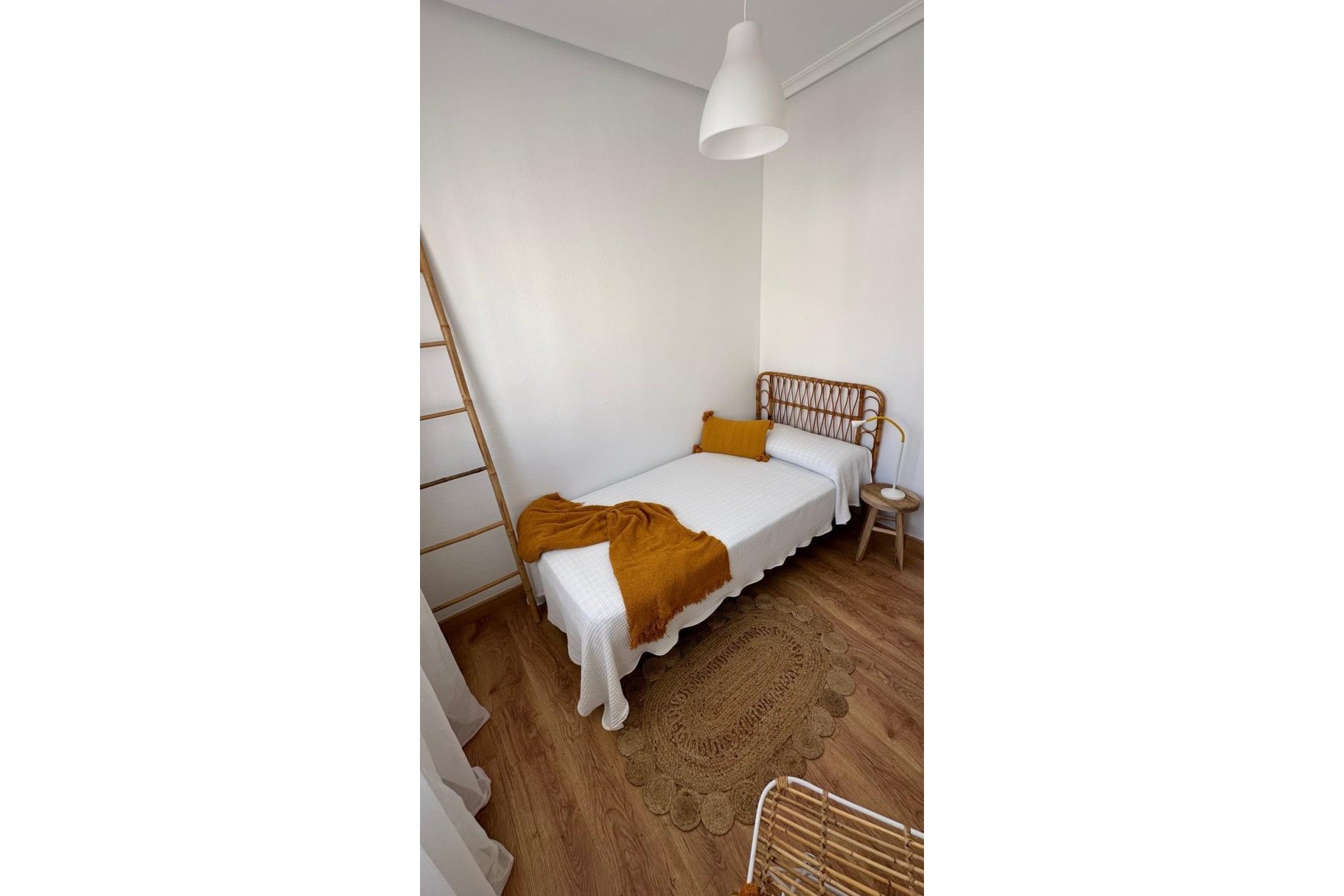 Resale - Villa -
Torrevieja - Playa Flamenca