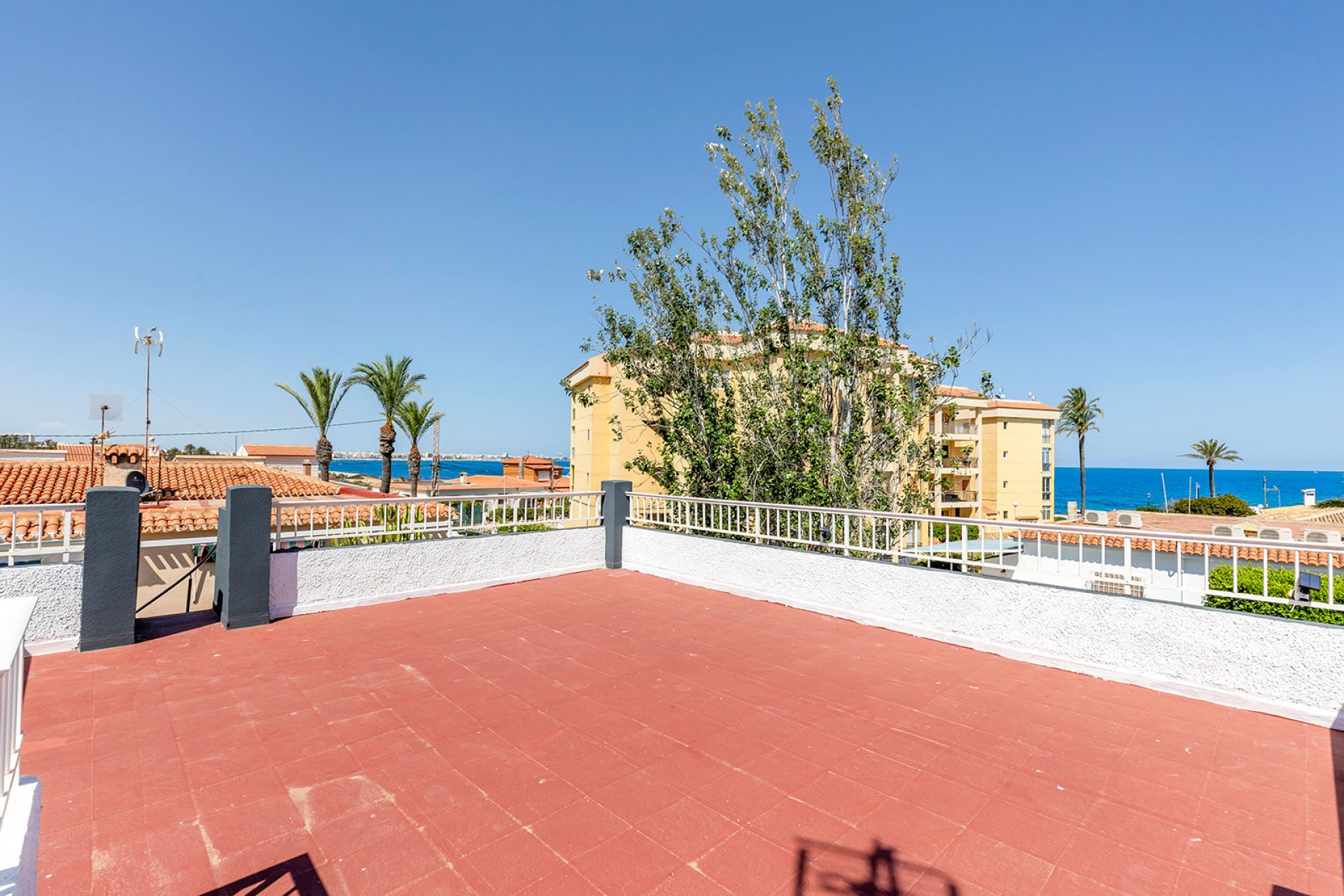 Resale - Villa -
Torrevieja - Punta prima