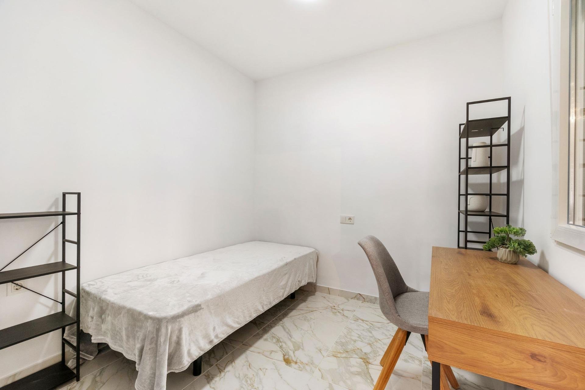 Resale - Villa -
Torrevieja - San Luis - Chaparal