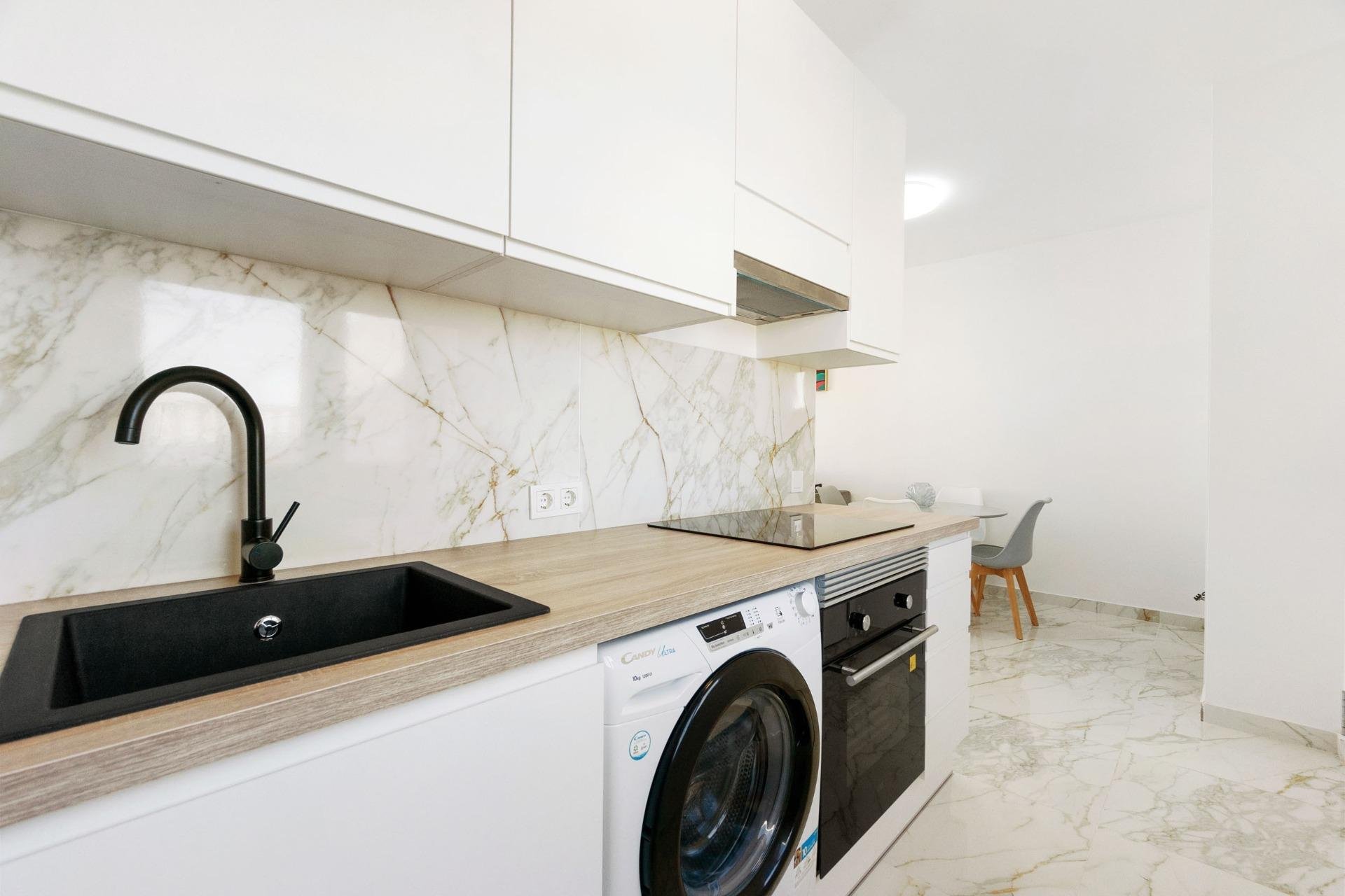 Resale - Villa -
Torrevieja - San Luis - Chaparal