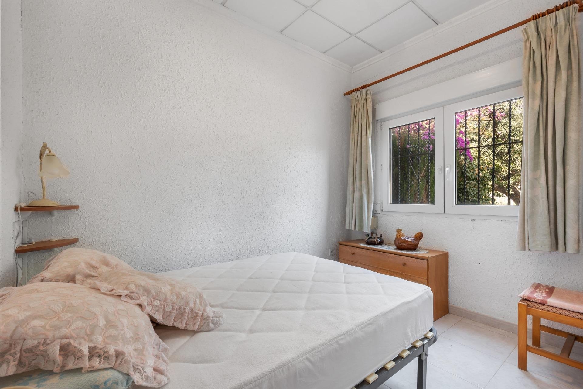 Resale - Villa -
Torrevieja - San Luis - Chaparal