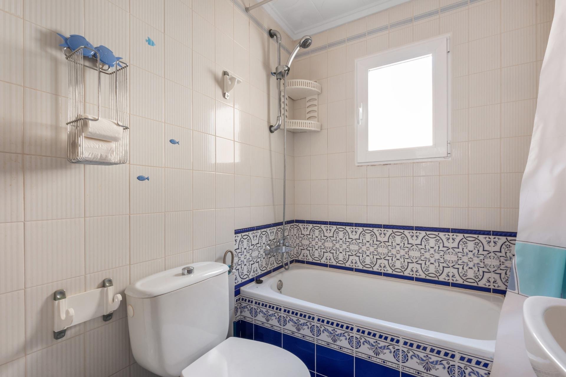 Resale - Villa -
Torrevieja - San Luis - Chaparal