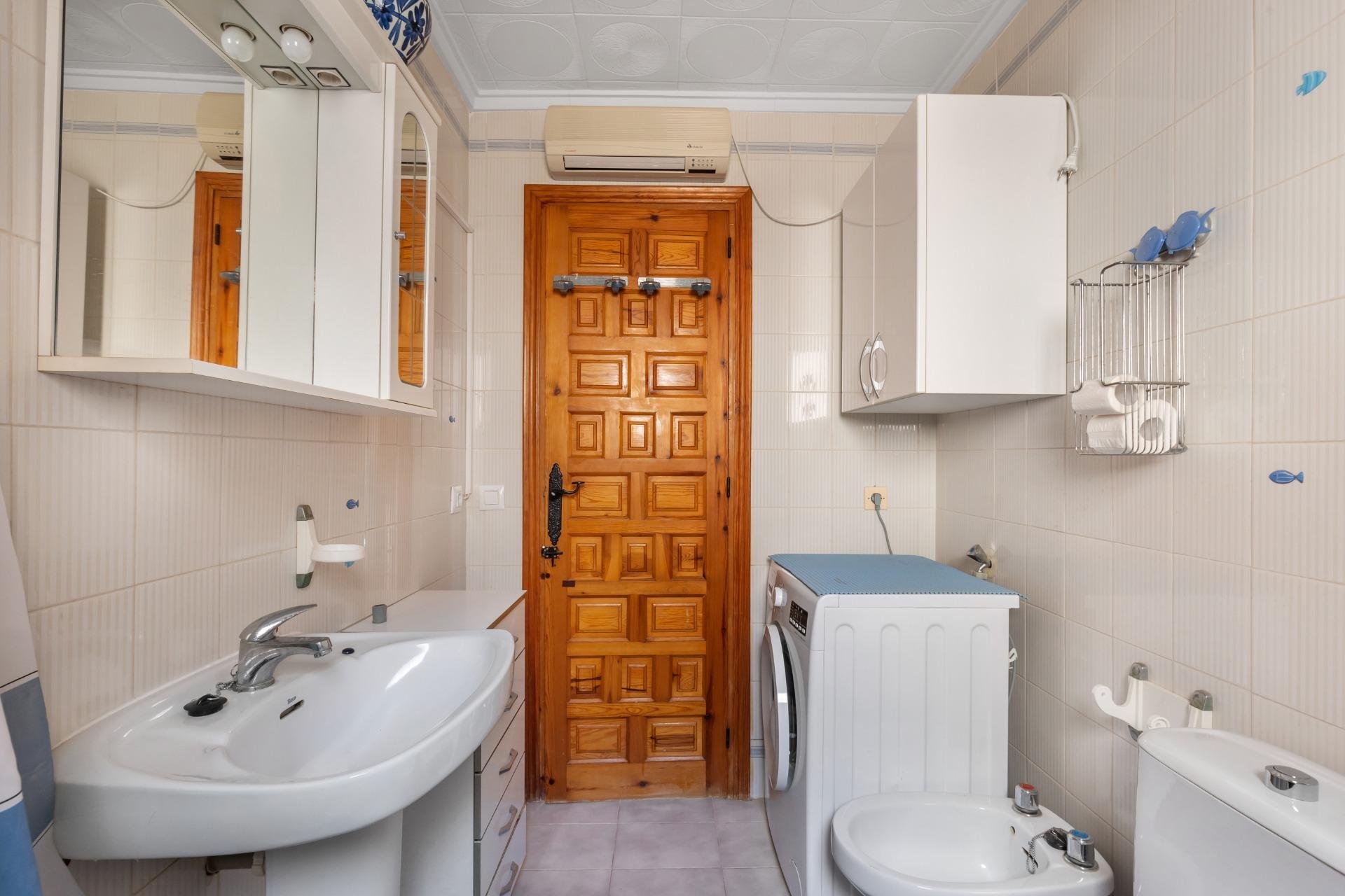 Resale - Villa -
Torrevieja - San Luis - Chaparal