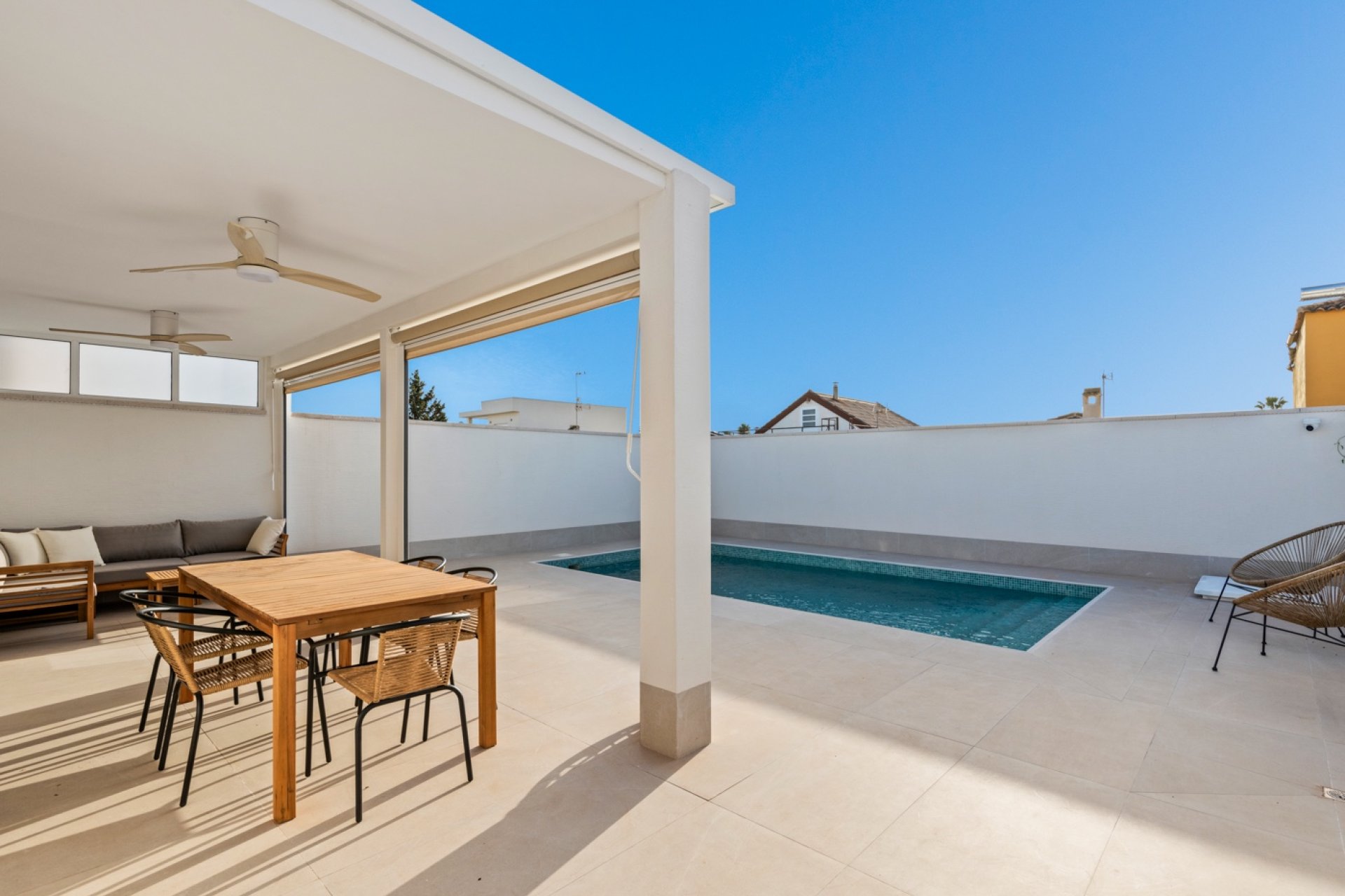 Resale - Villa -
Torrevieja - San Luis - Chaparal