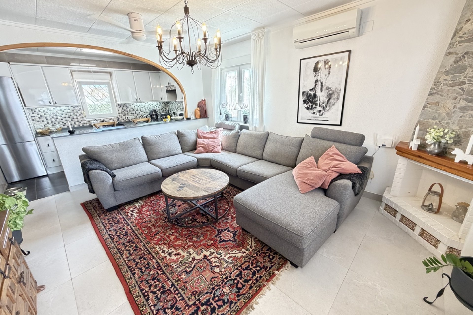Resale - Villa -
Torrevieja - San Luis