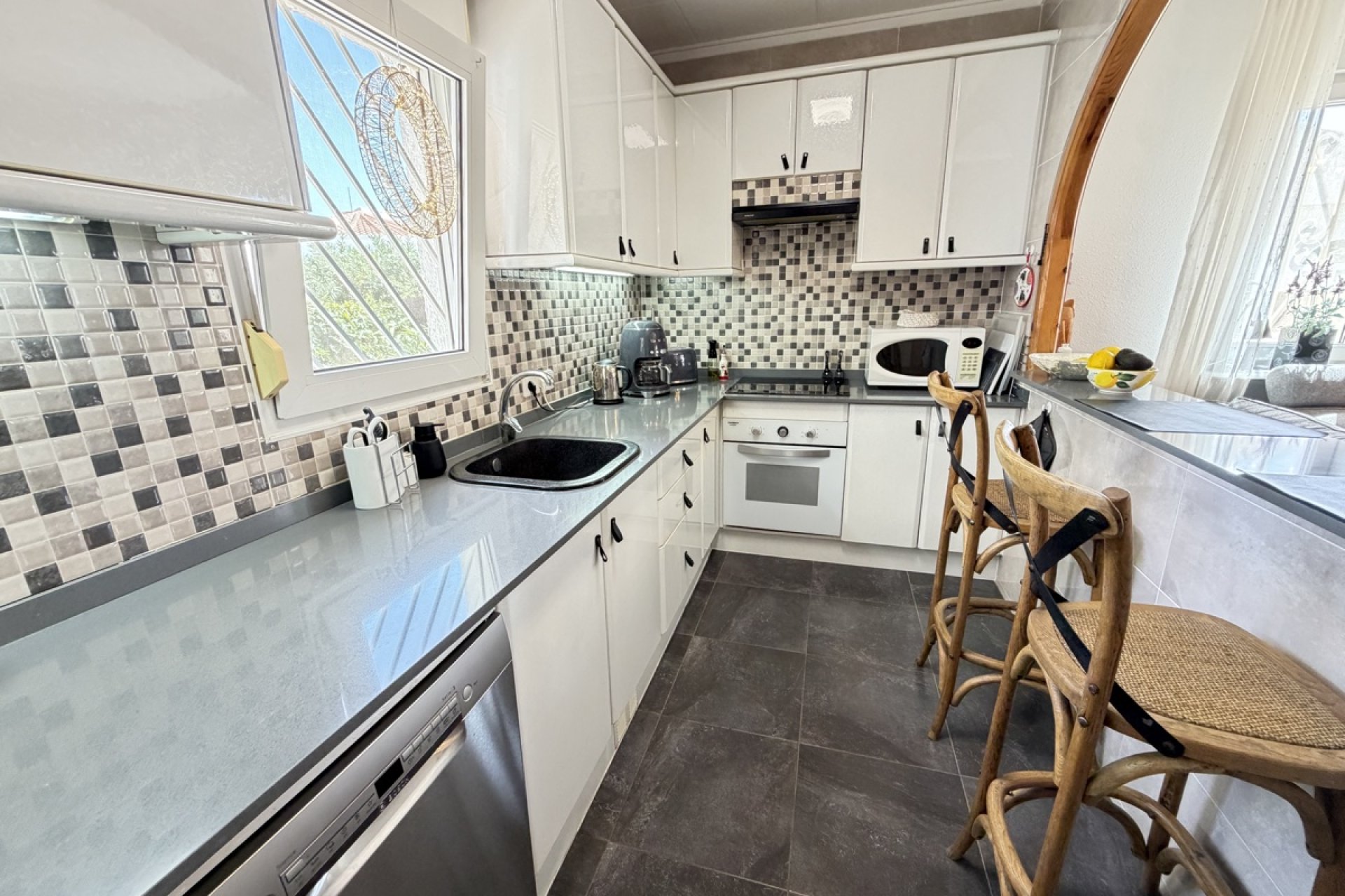 Resale - Villa -
Torrevieja - San Luis