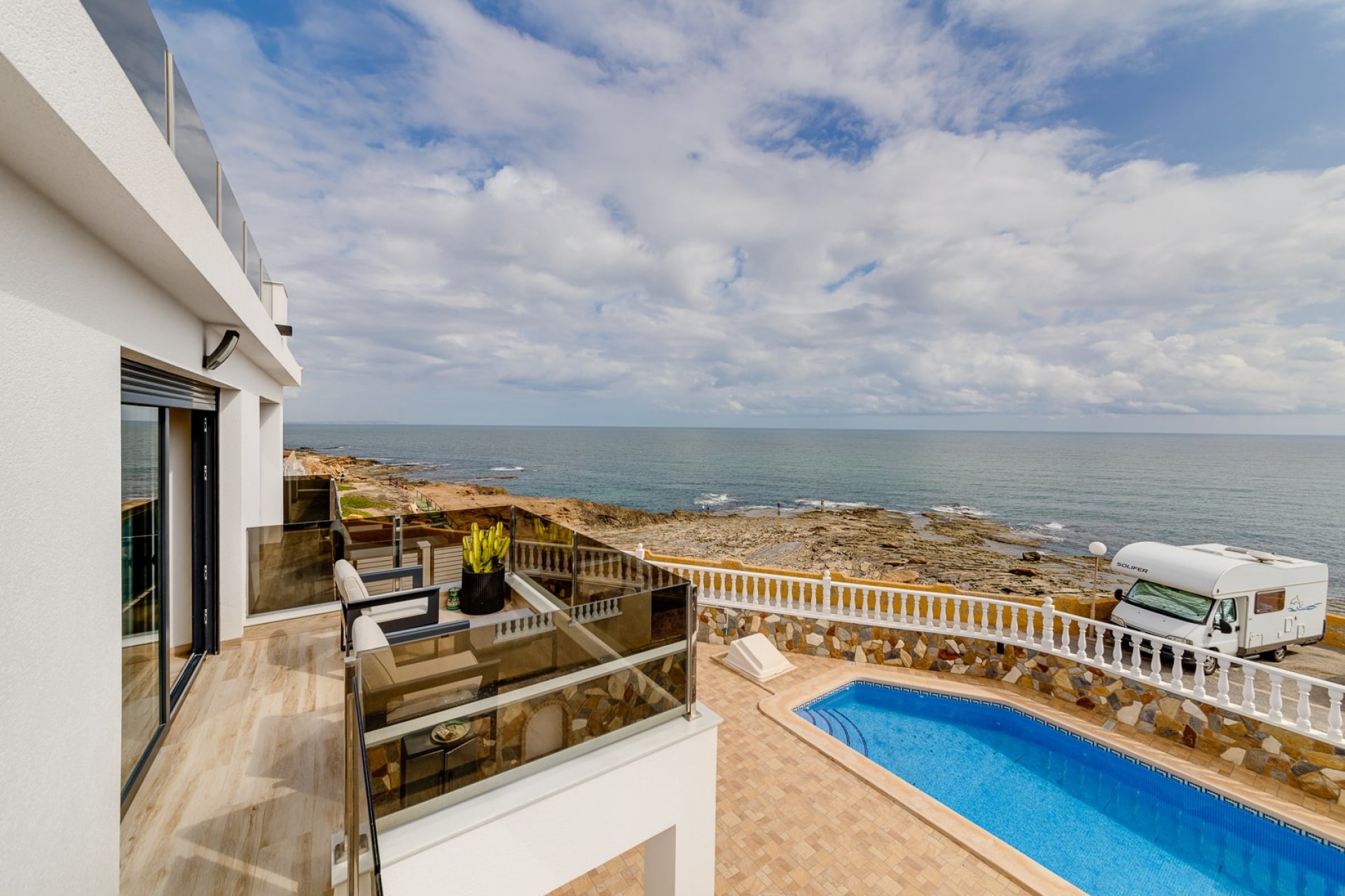 Resale - Villa -
Torrevieja - Torre La Mata