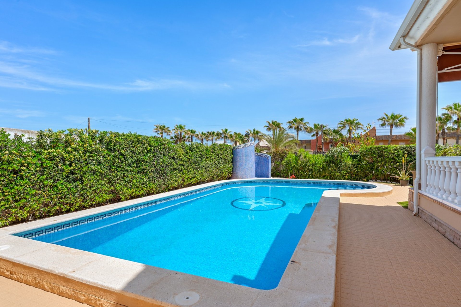 Resale - Villa -
Torrevieja - Torre La Mata