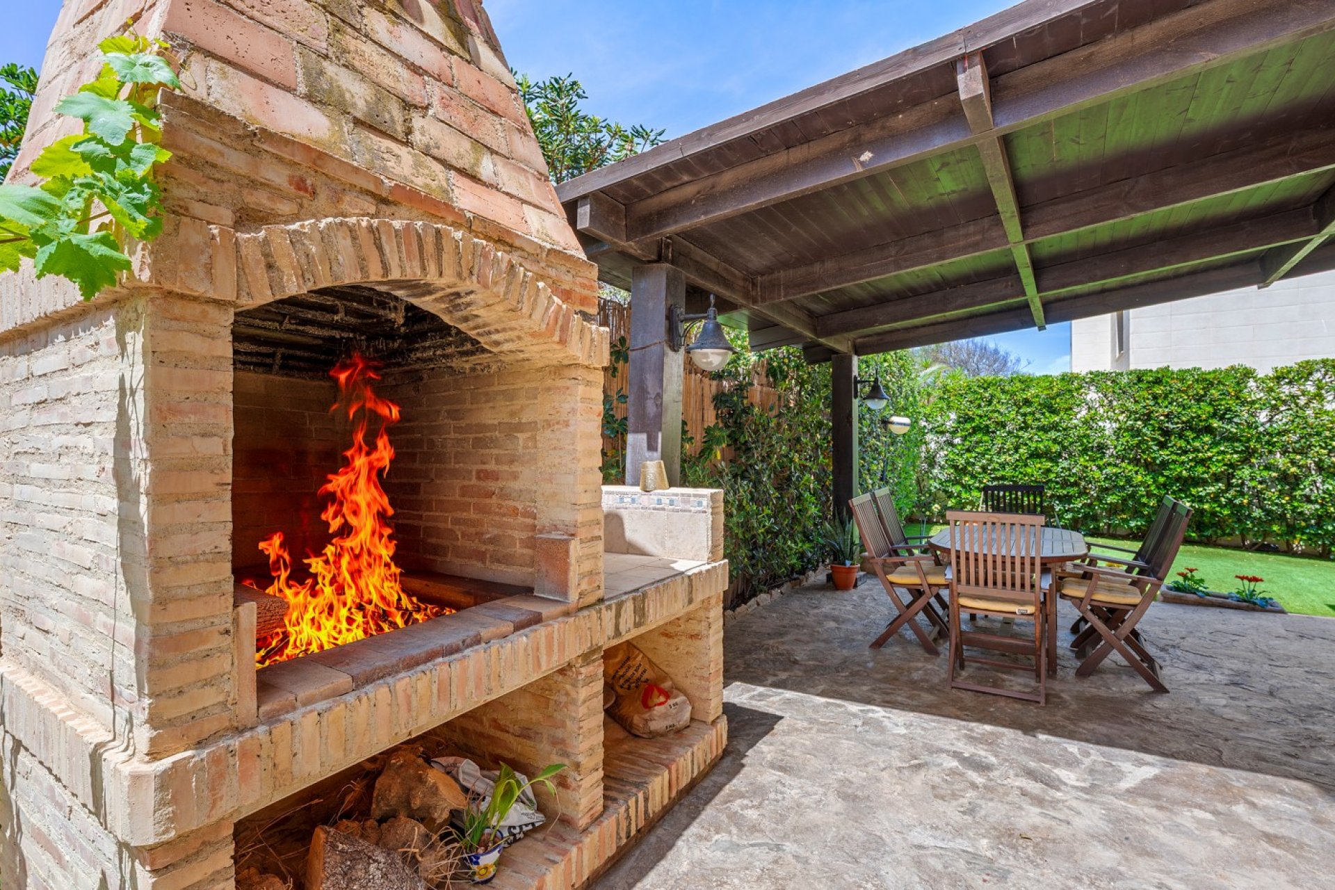 Resale - Villa -
Torrevieja - Torre La Mata