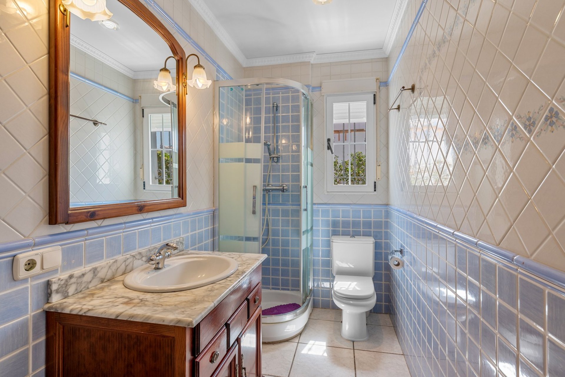 Resale - Villa -
Torrevieja - Torre La Mata