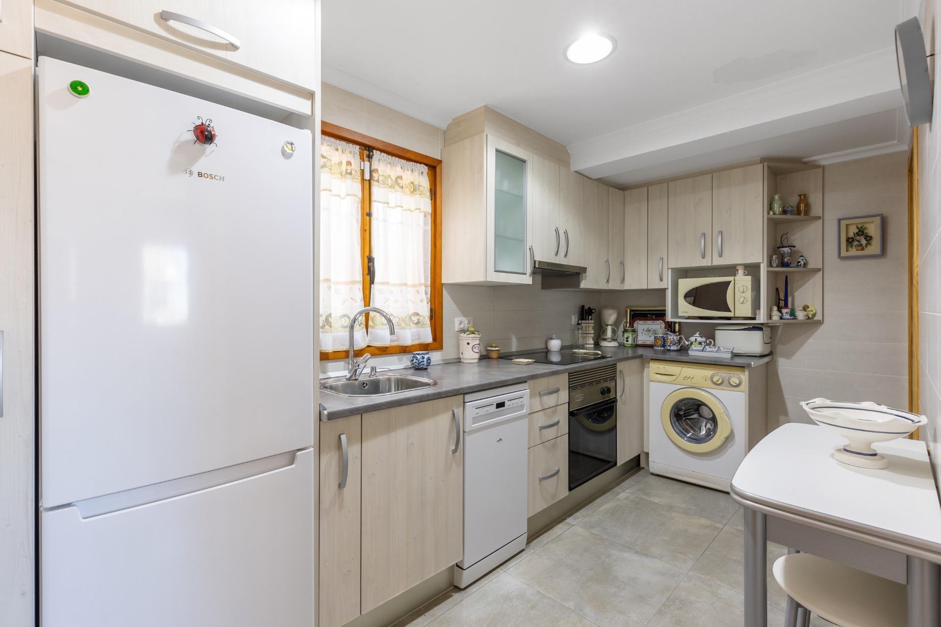 Resale - Villa -
Torrevieja - Torreblanca