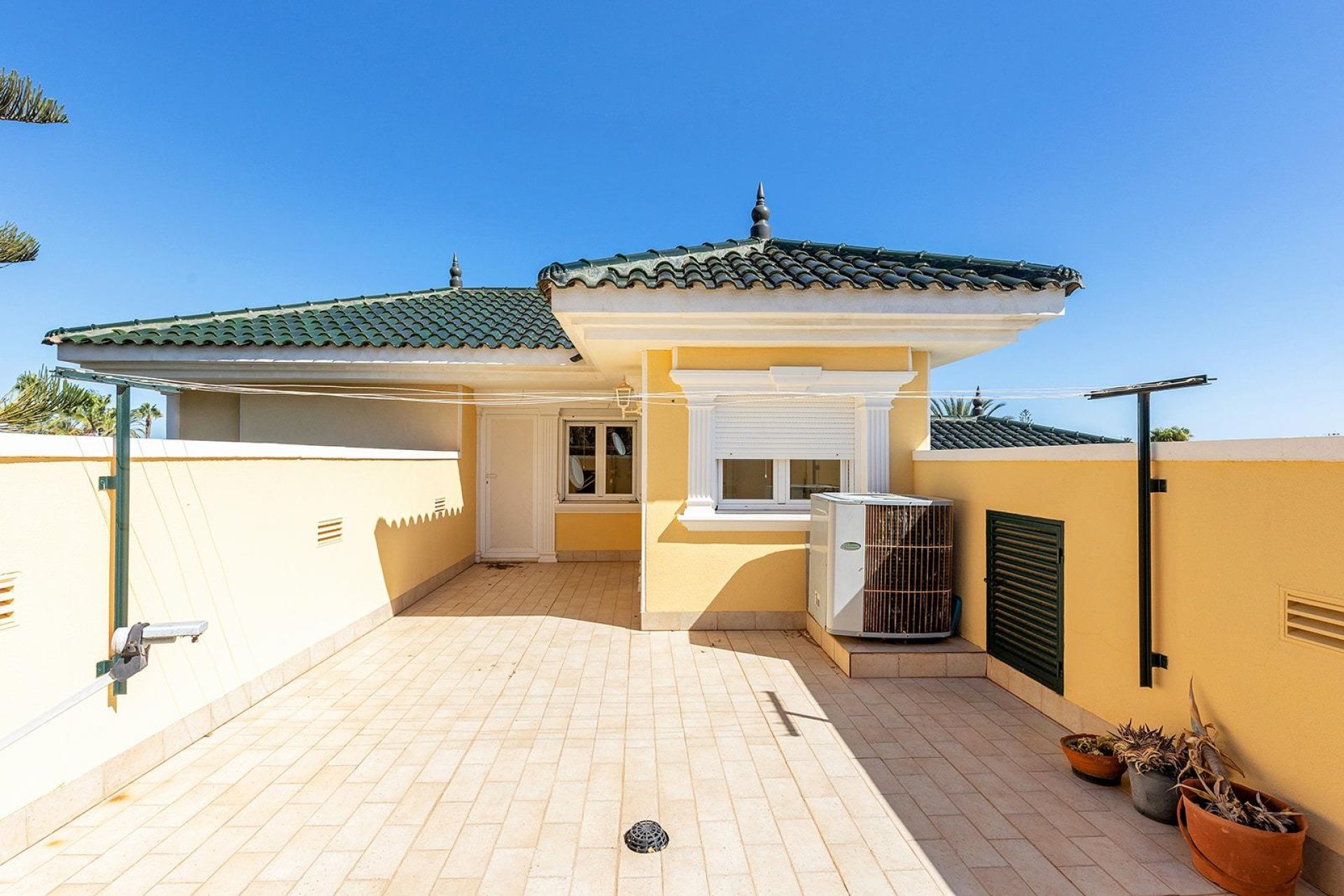 Resale - Villa -
Torrevieja - Torreta florida