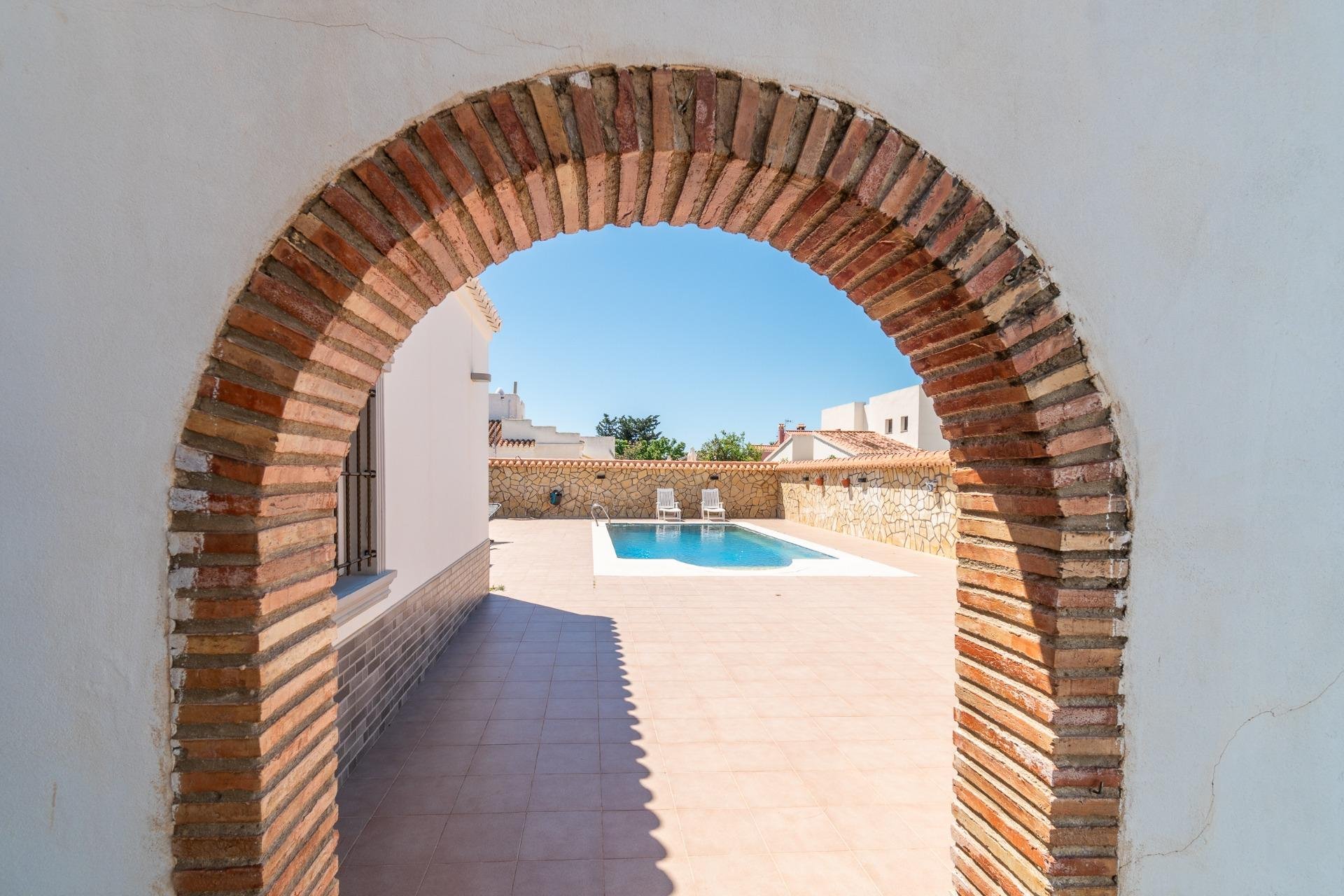 Resale - Villa -
Torrevieja - Torreta florida