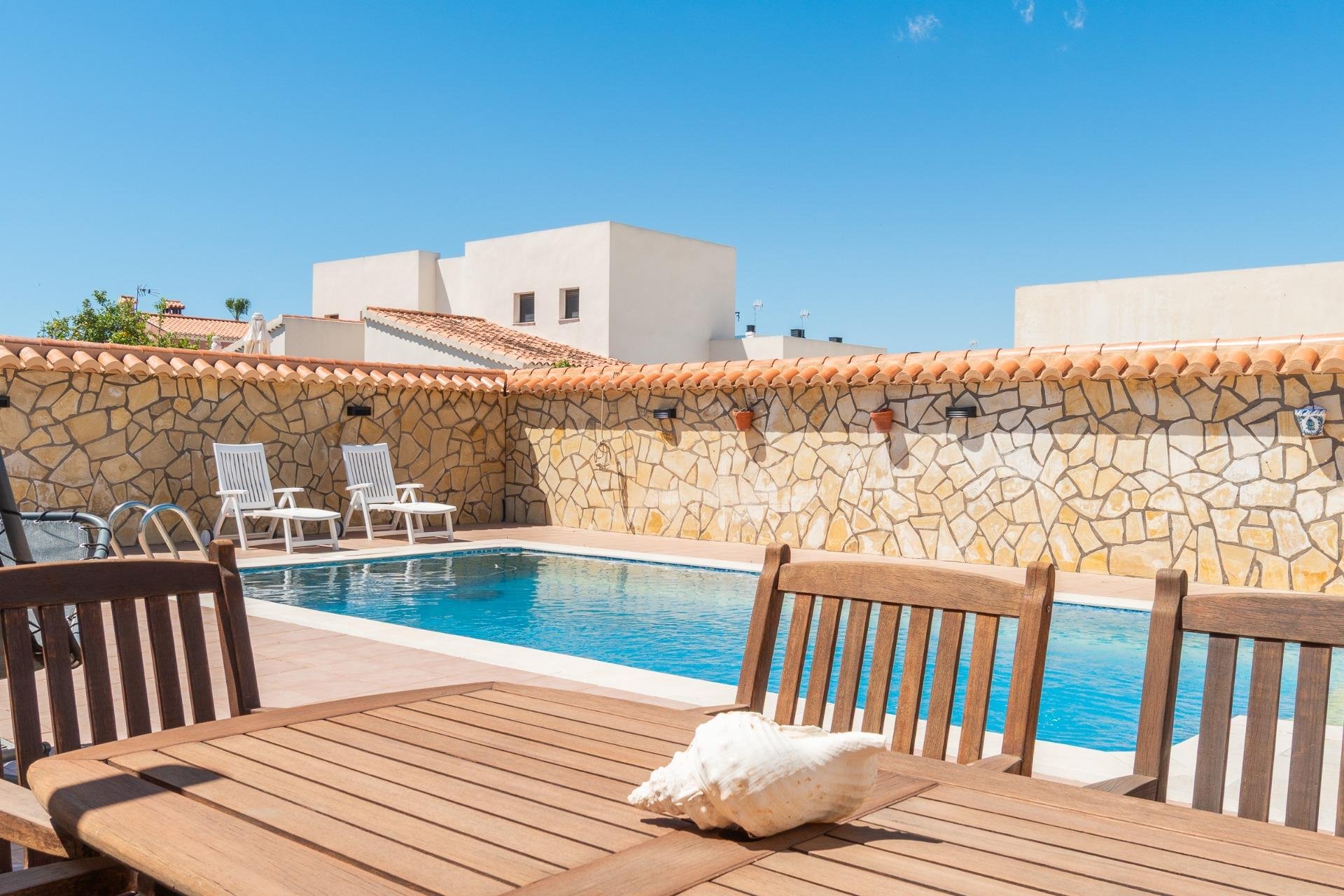 Resale - Villa -
Torrevieja - Torreta florida