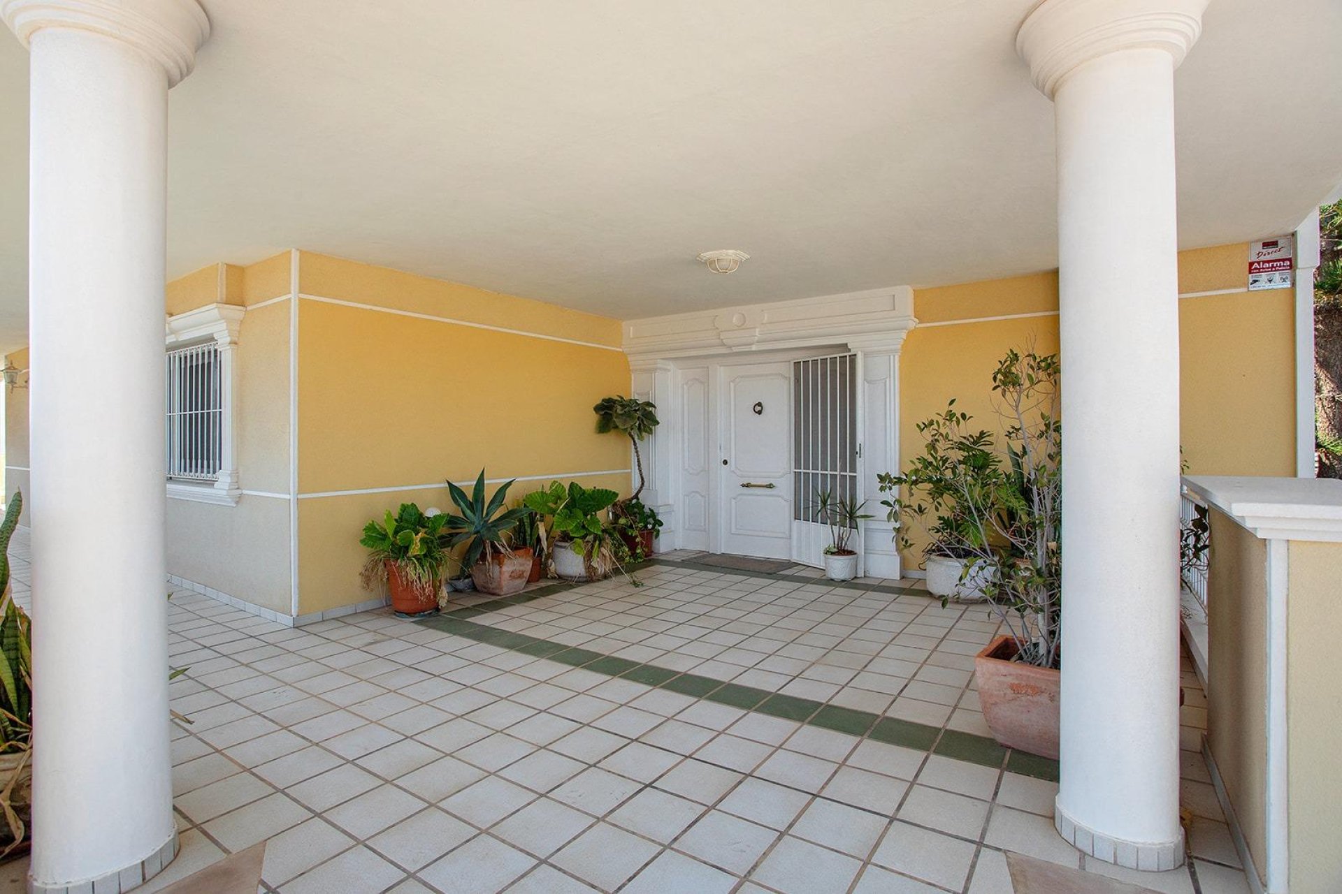 Resale - Villa -
Torrevieja - Torreta florida