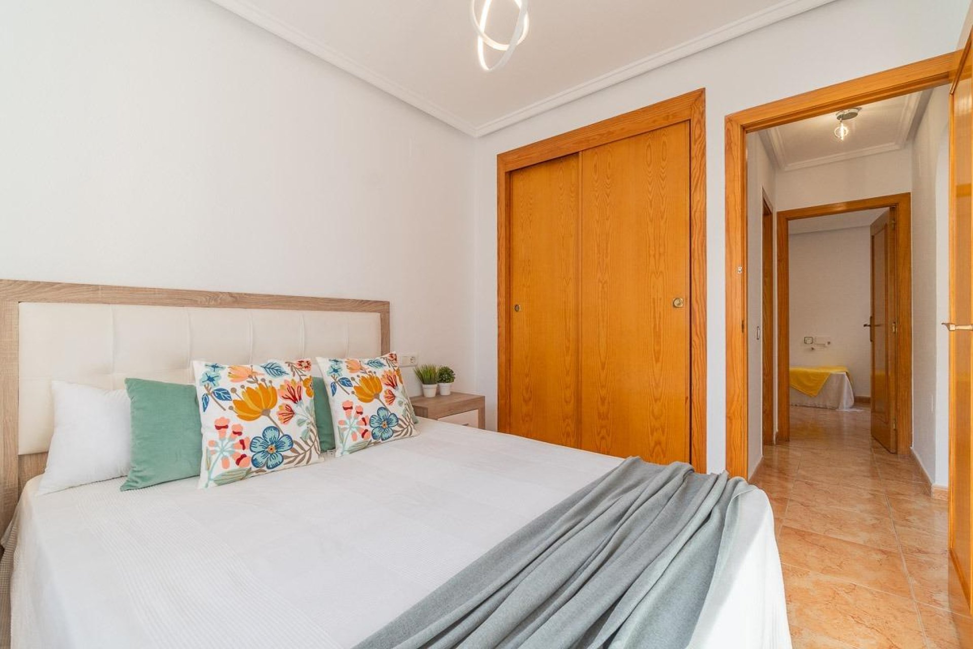 Resale - Villa -
Torrevieja - Torretas  - La Siesta - El Limonar