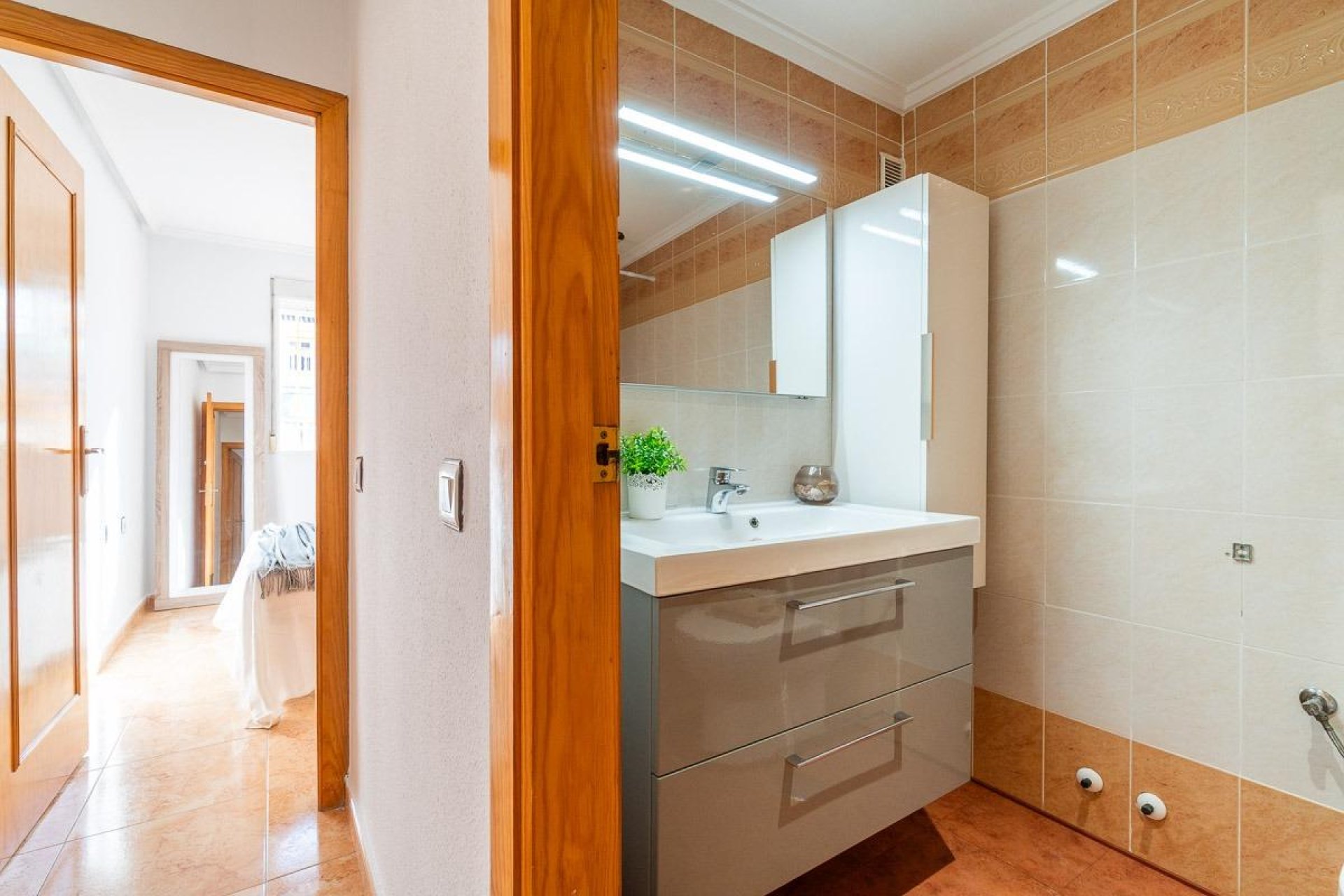 Resale - Villa -
Torrevieja - Torretas  - La Siesta - El Limonar