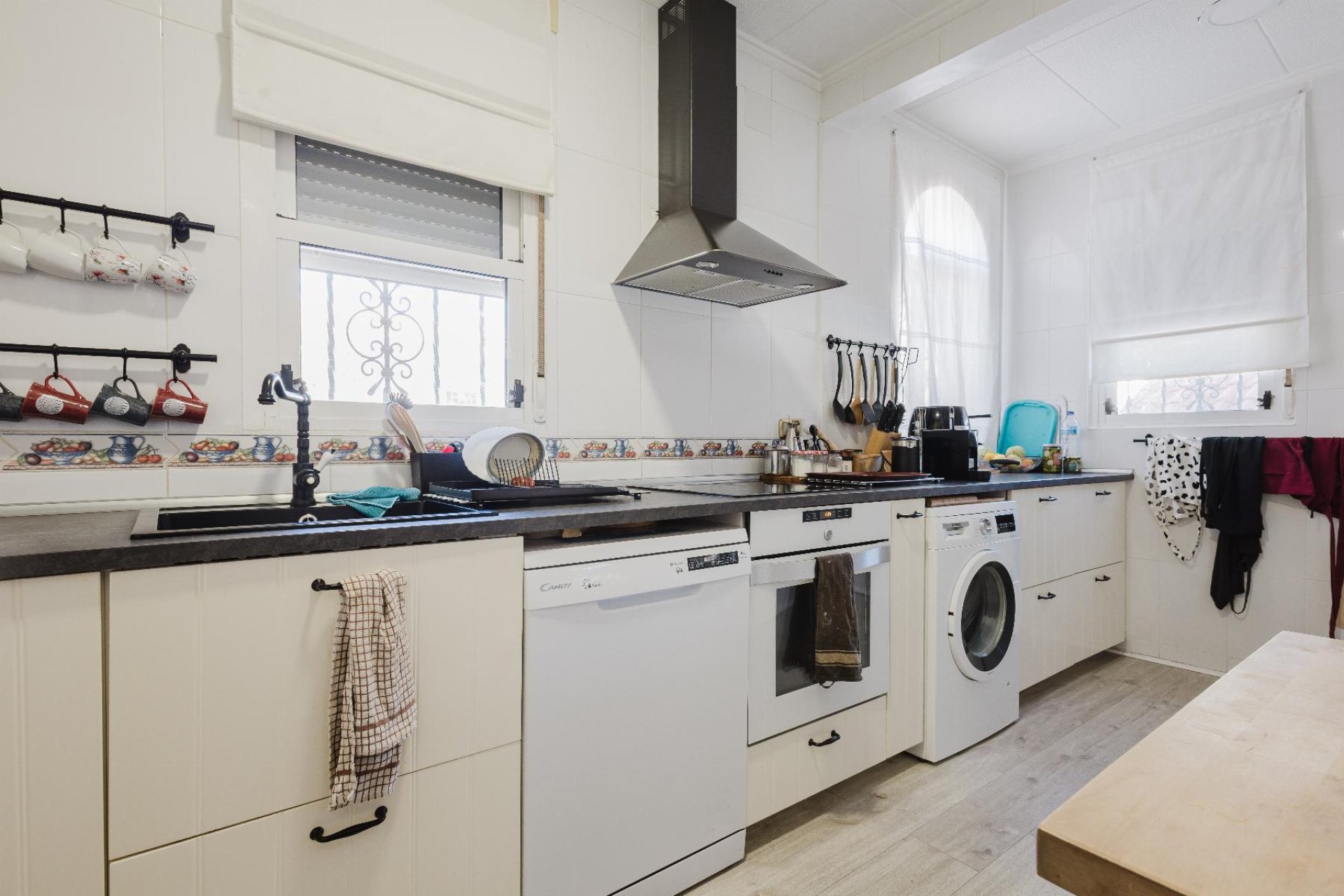 Resale - Villa -
Torrevieja - Torretas  - La Siesta - El Limonar