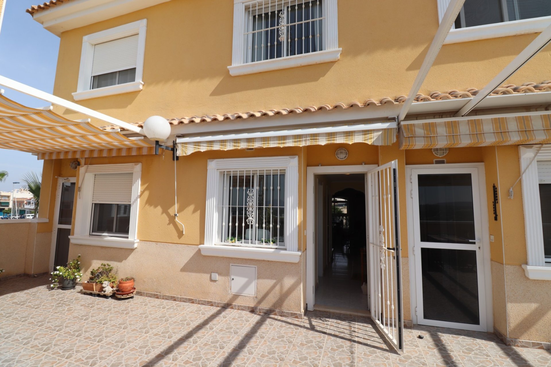 Reventa - Adosado -
Benijofar - Benijofar - Village