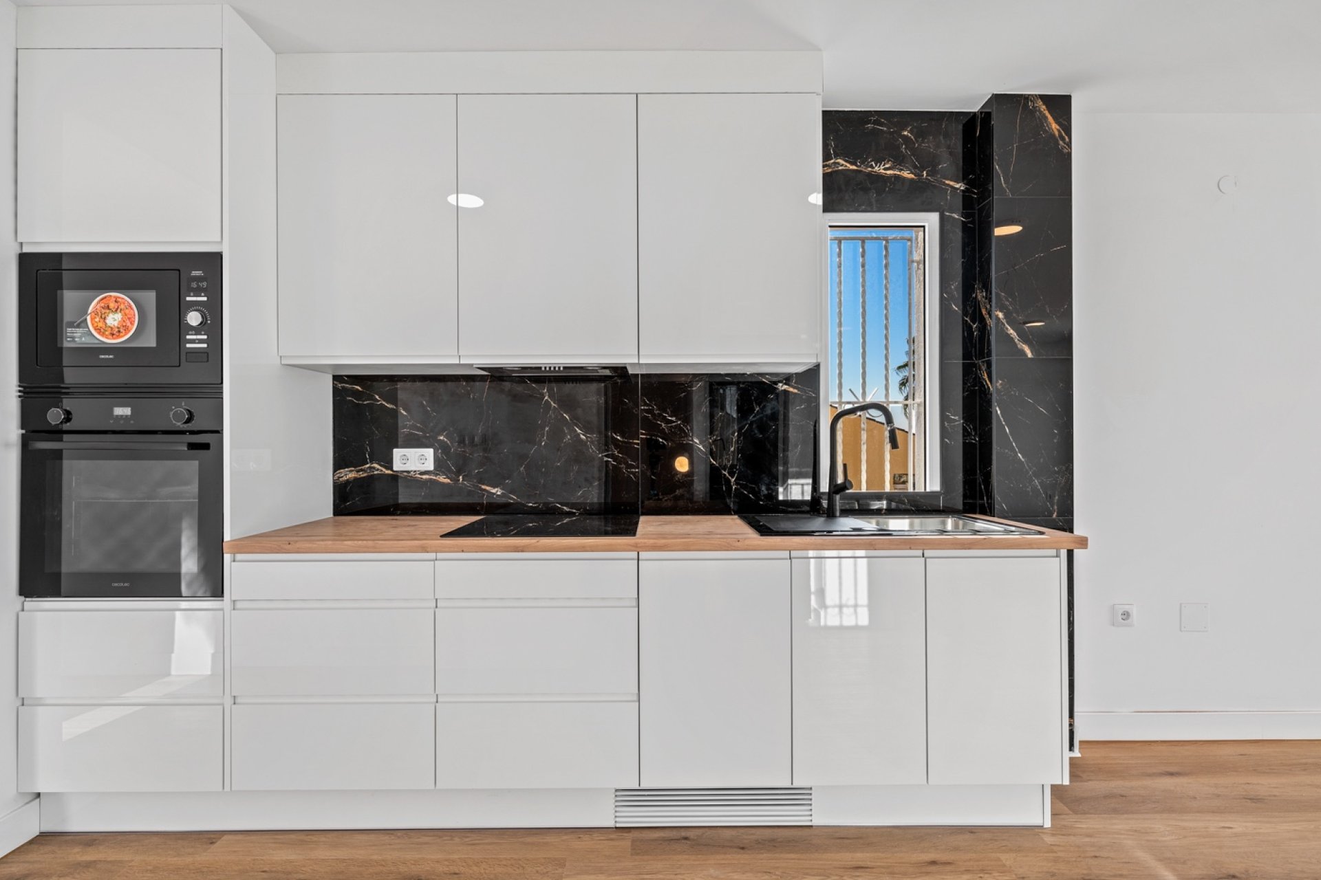 Reventa - Adosado -
Benimar - Benimar II