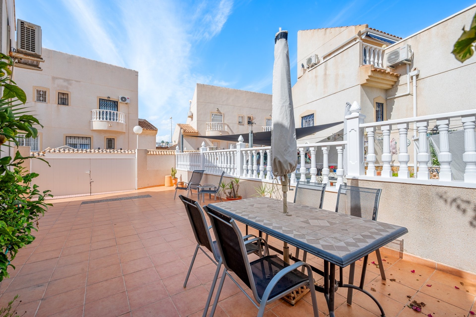 Reventa - Adosado -
Ciudad Quesada - Ciudad Quesada - Town