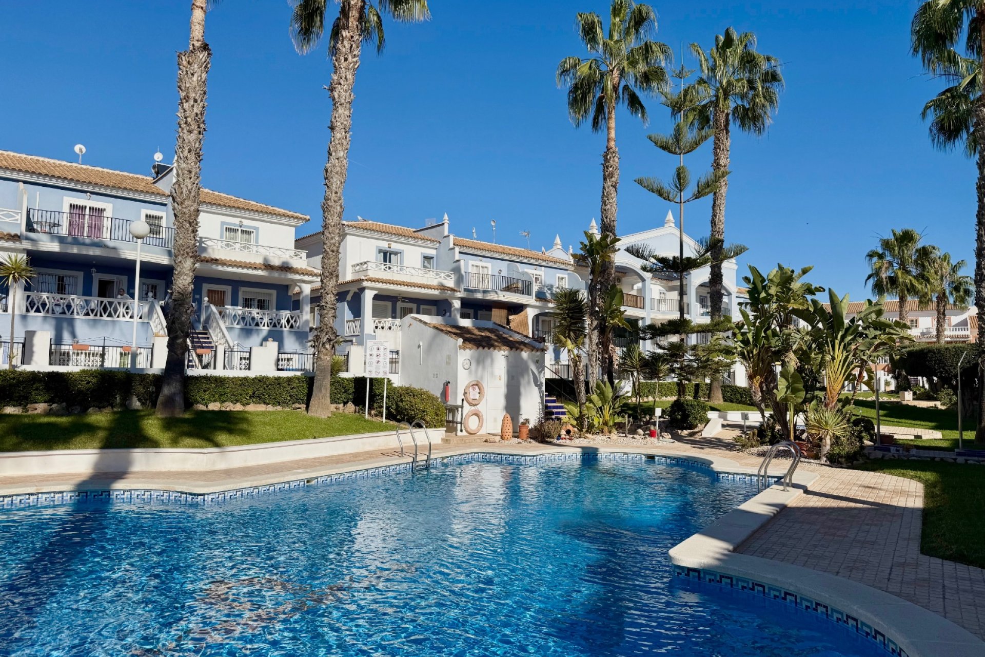 Reventa - Adosado -
Ciudad Quesada - Doña Pepa