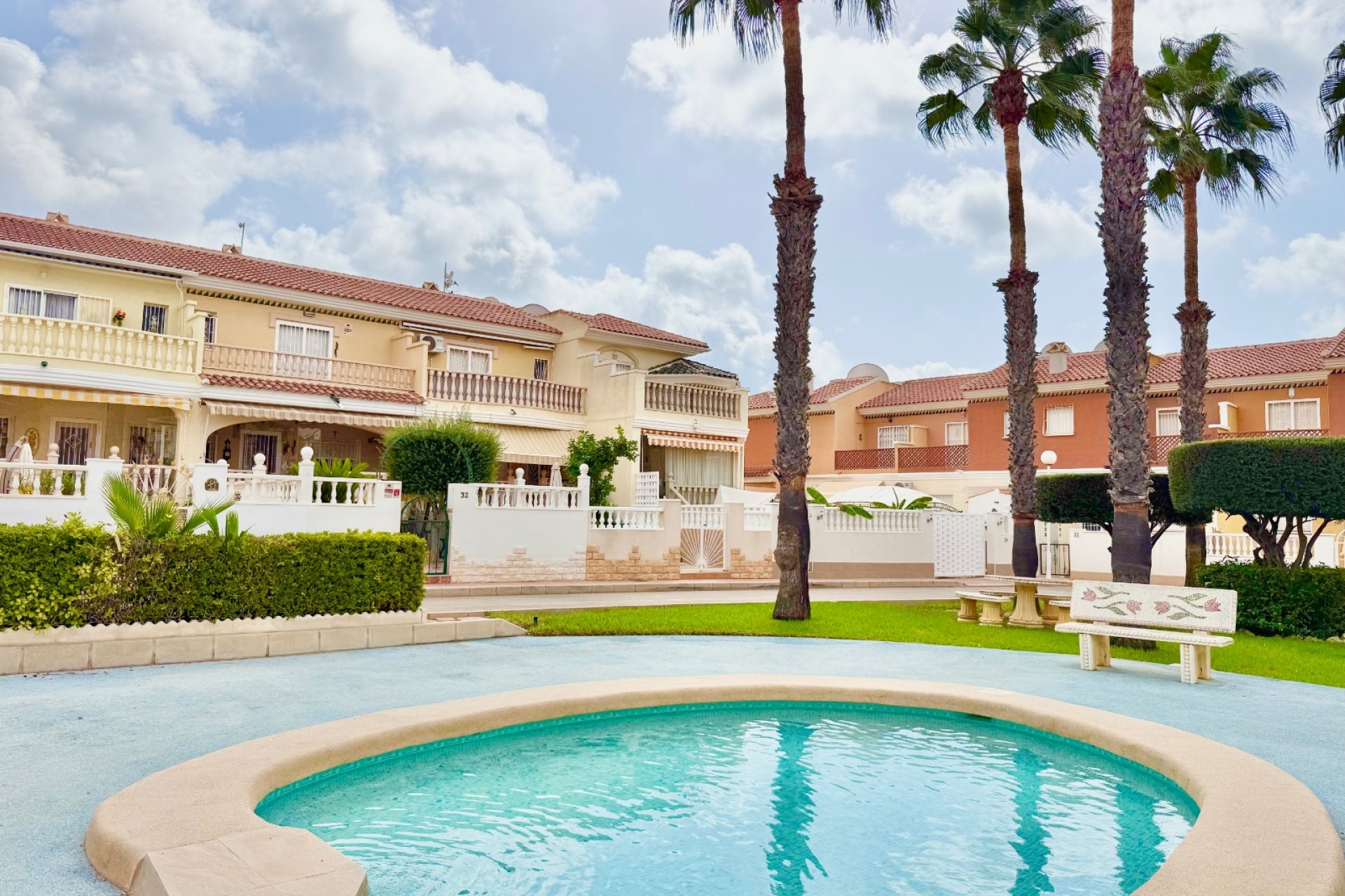 Reventa - Adosado -
Ciudad Quesada - Doña Pepa