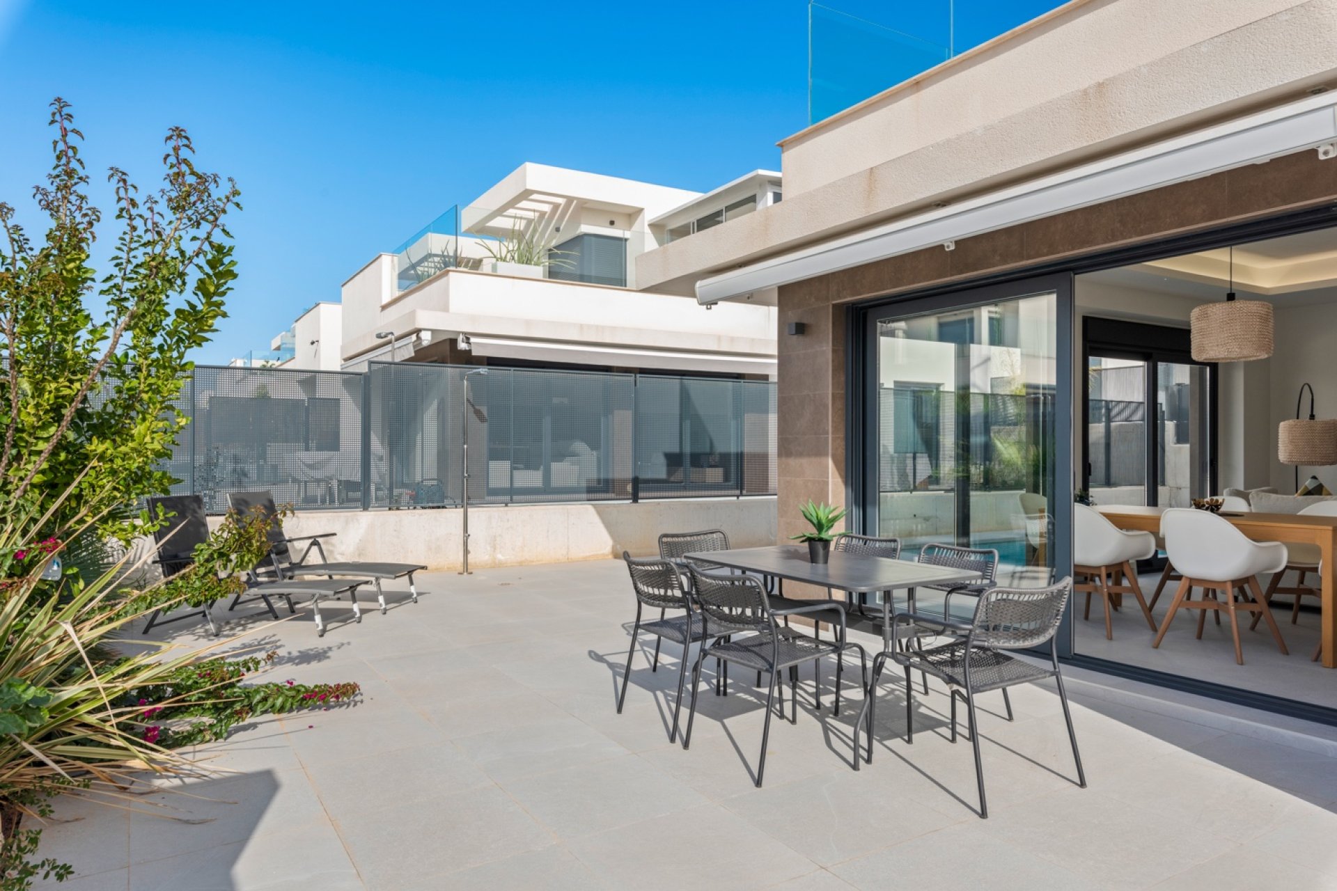 Reventa - Adosado -
La Marina - La Marina - Urbanization