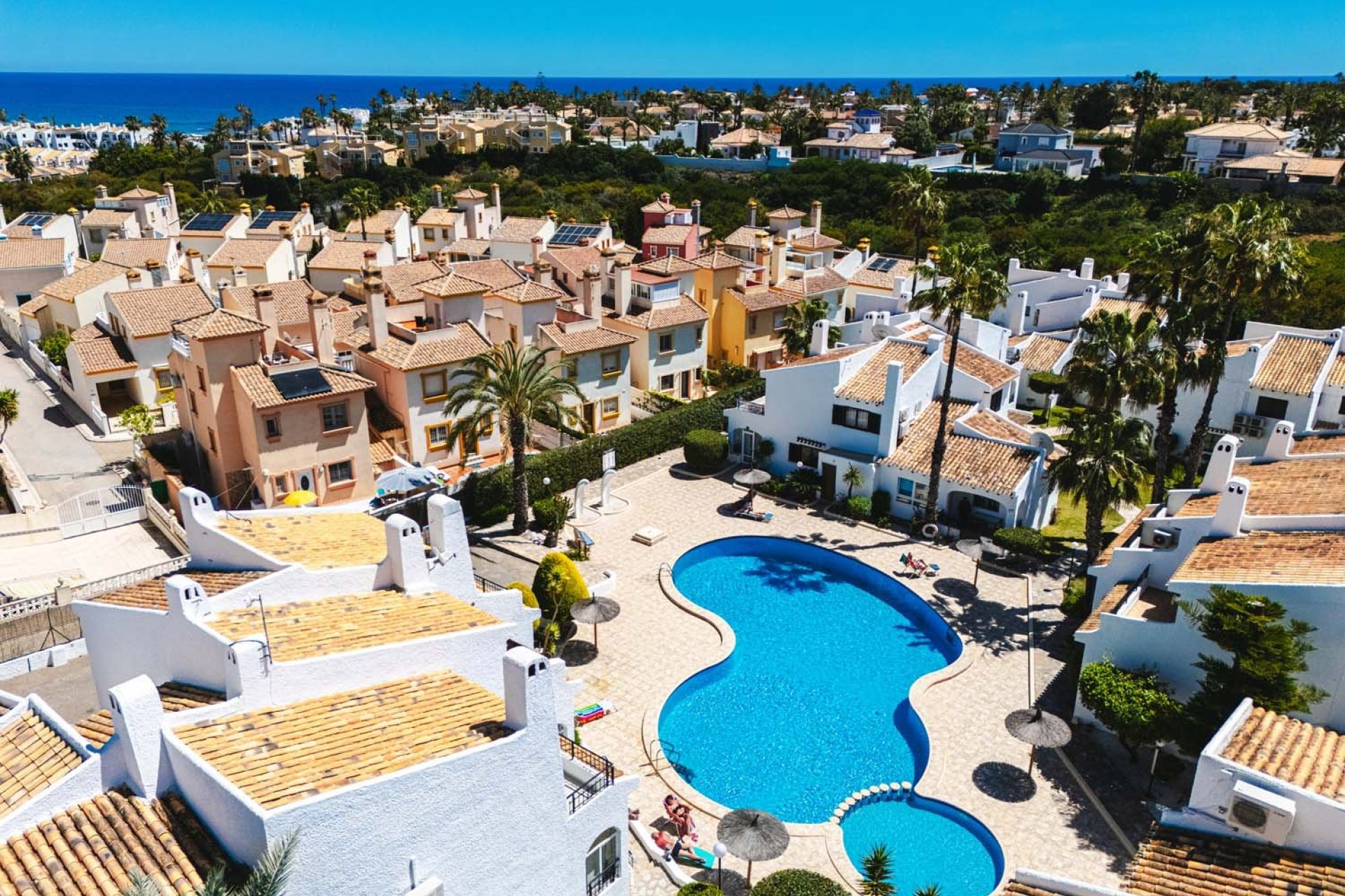 Reventa - Adosado -
Orihuela Costa - Cabo Roig