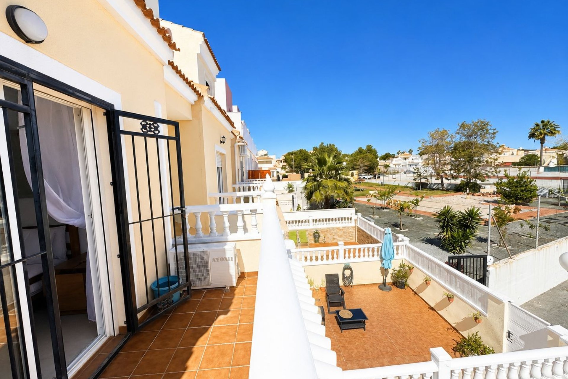 Reventa - Adosado -
Orihuela Costa - Campoamor