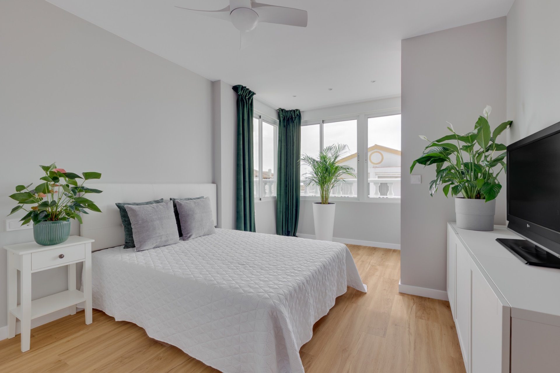 Reventa - Adosado -
Orihuela Costa - La Florida