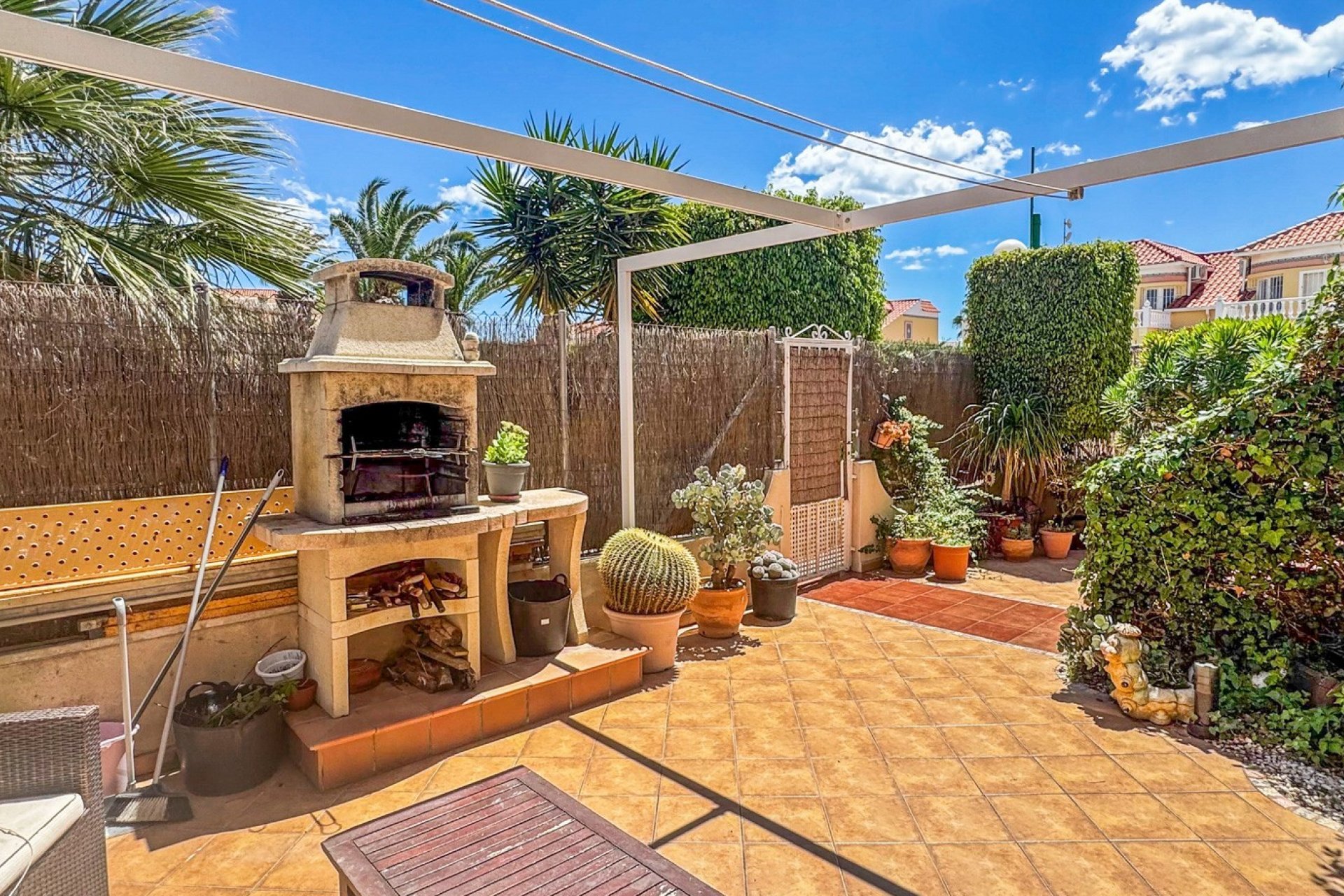 Reventa - Adosado -
Orihuela Costa - La Florida