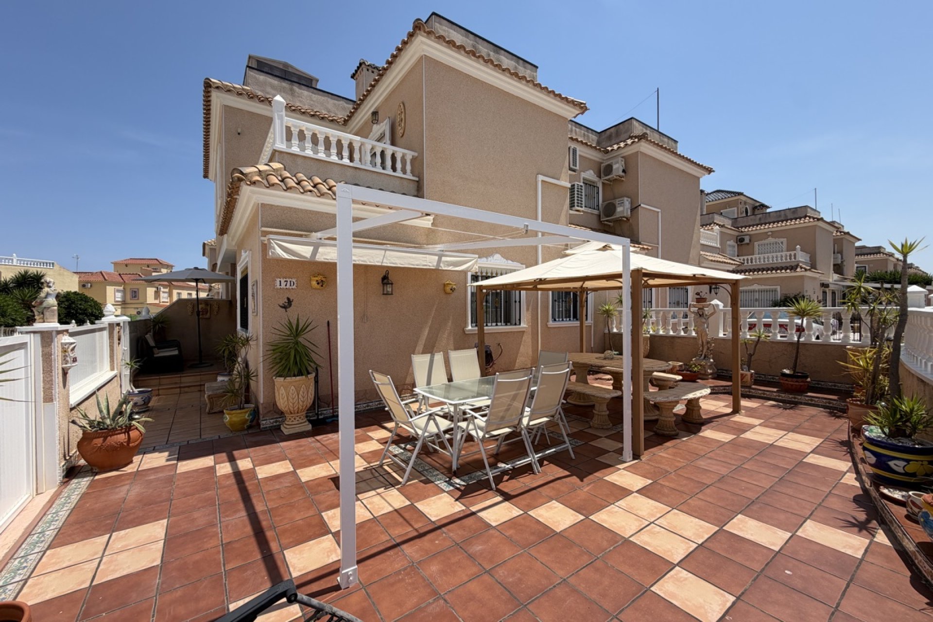 Reventa - Adosado -
Orihuela Costa - La Zenia