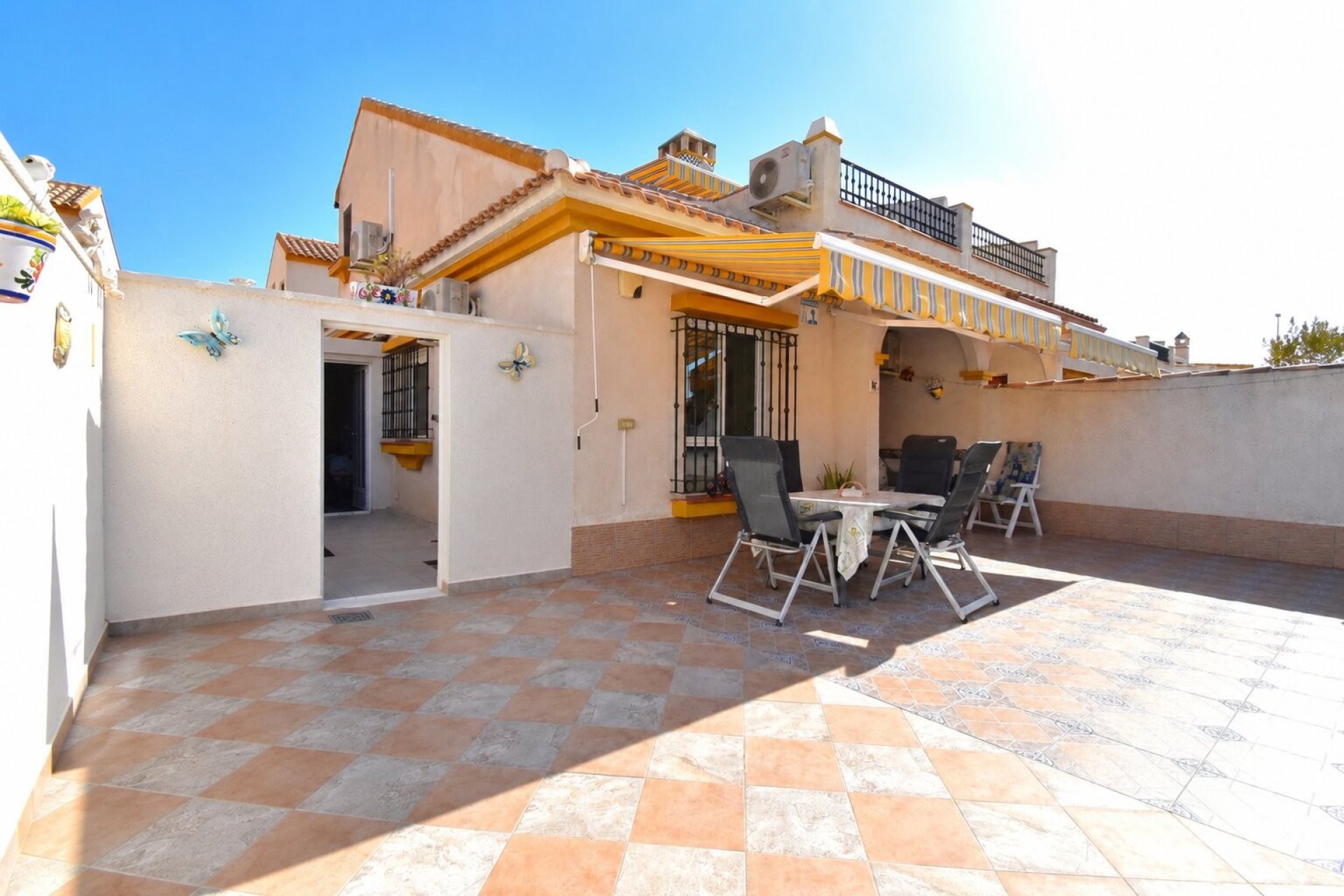 Reventa - Adosado -
Orihuela Costa - La Zenia
