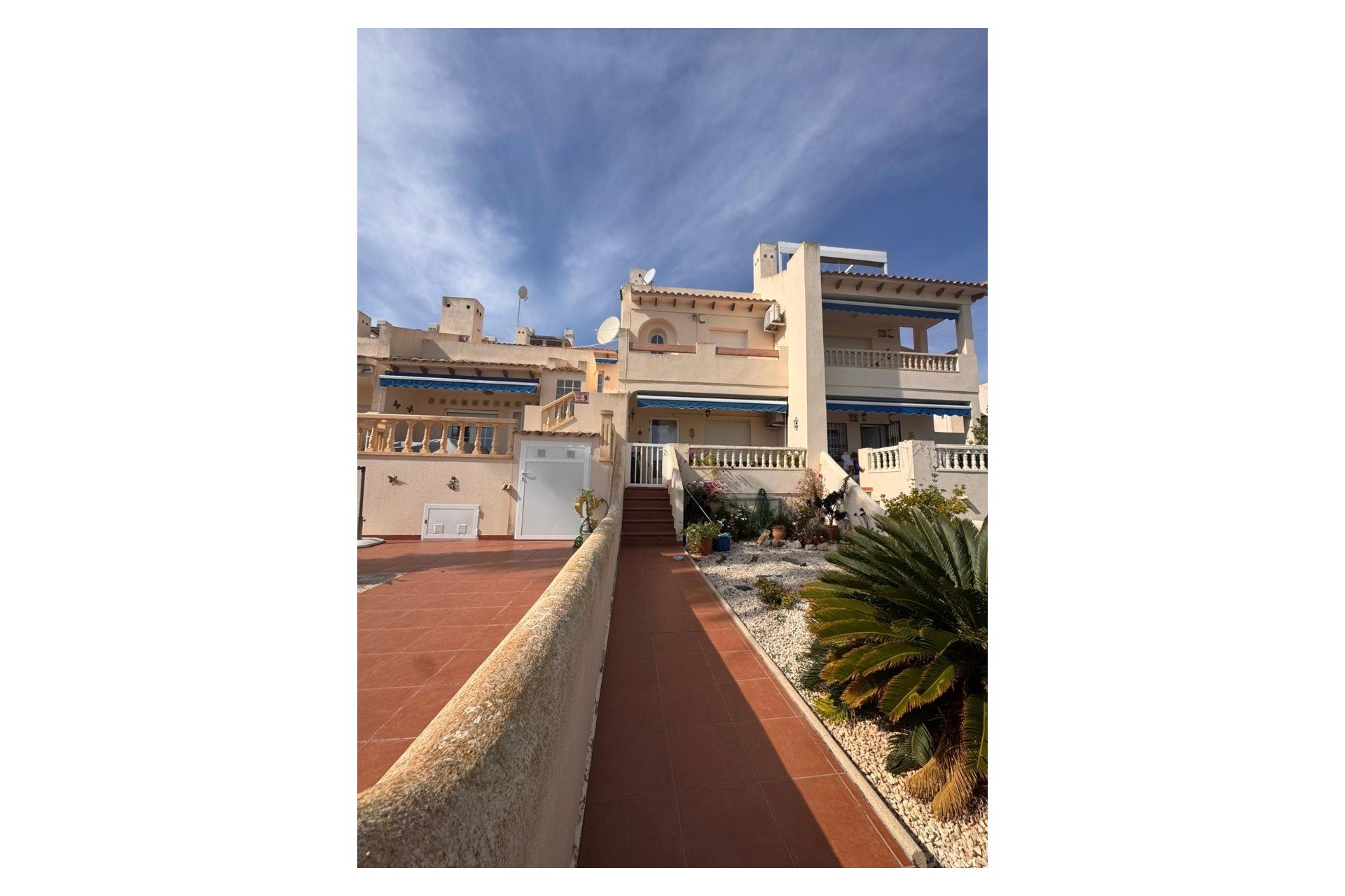 Reventa - Adosado -
Orihuela Costa - Las Ramblas