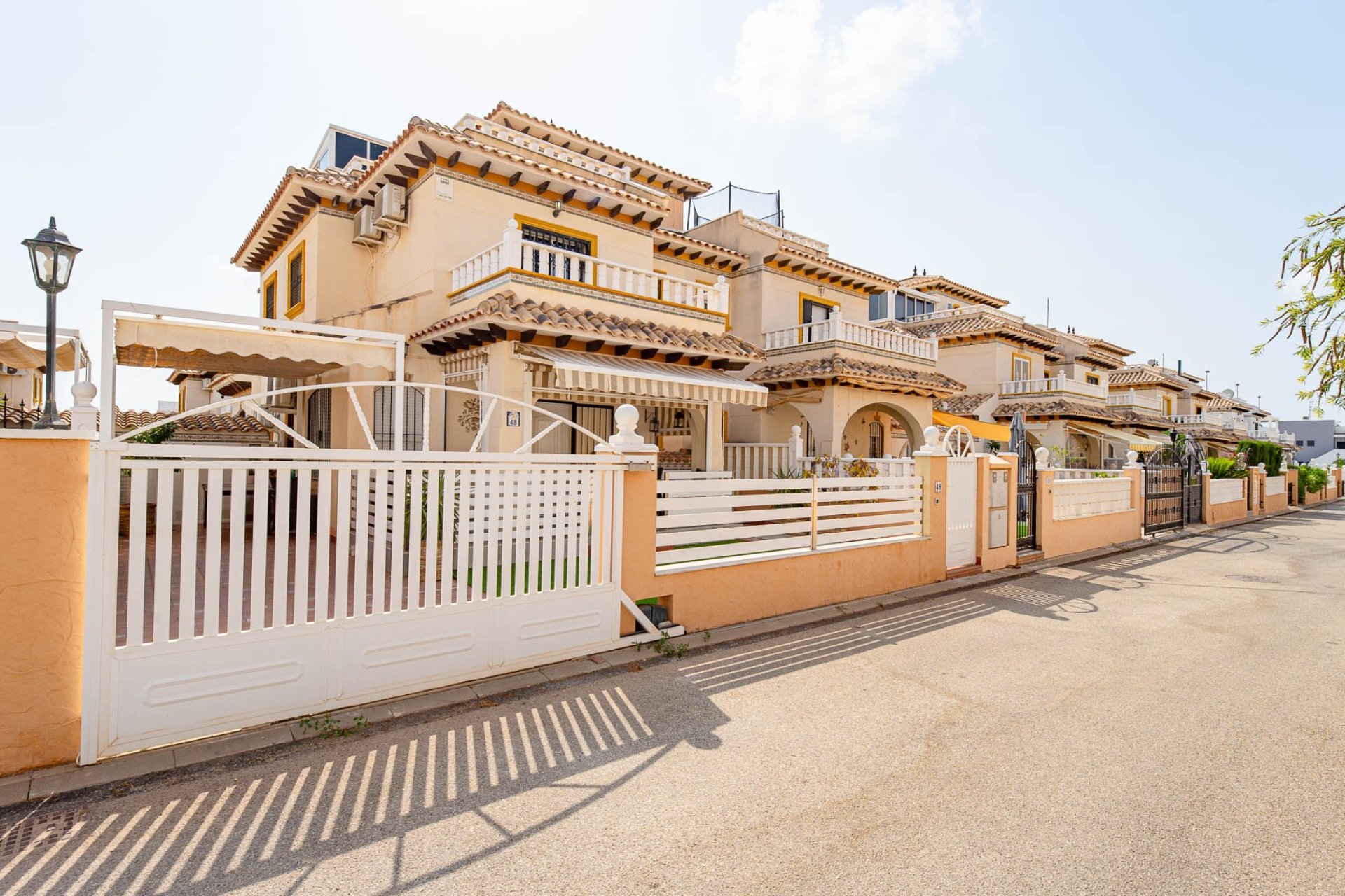 Reventa - Adosado -
Orihuela Costa - Lomas de Cabo Roig