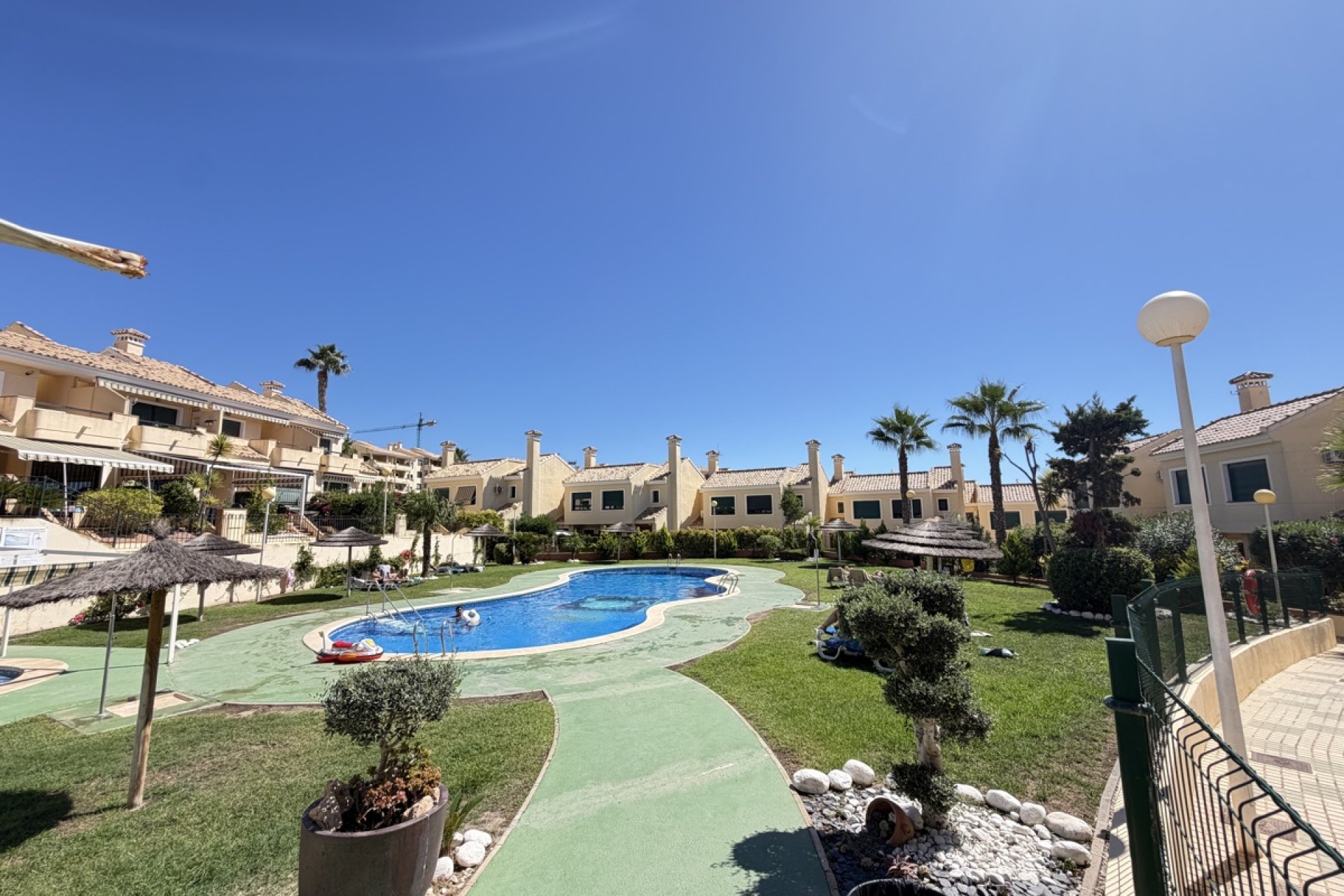 Reventa - Adosado -
Orihuela Costa - Lomas de Campoamor