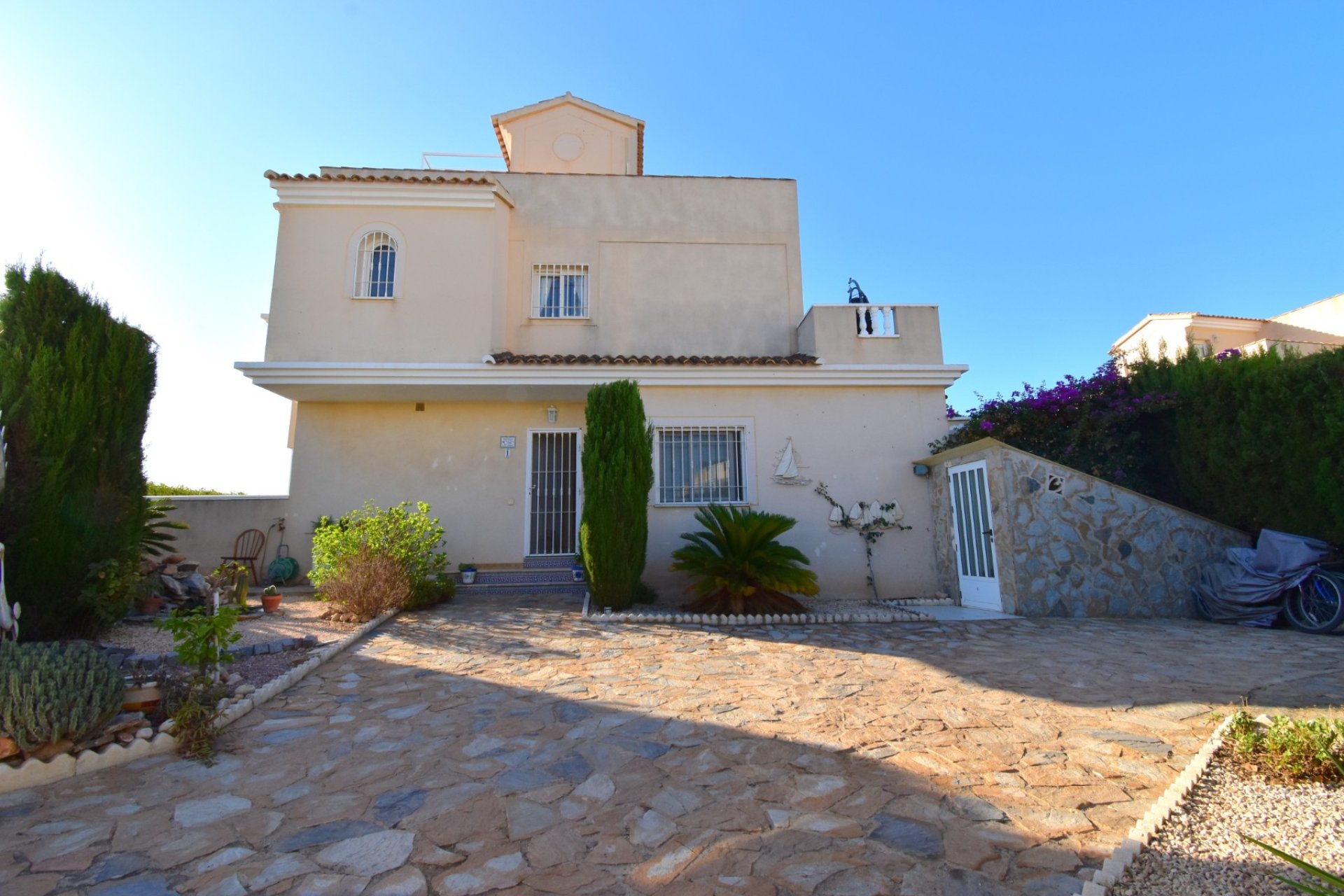 Reventa - Adosado -
Orihuela Costa - Los Altos
