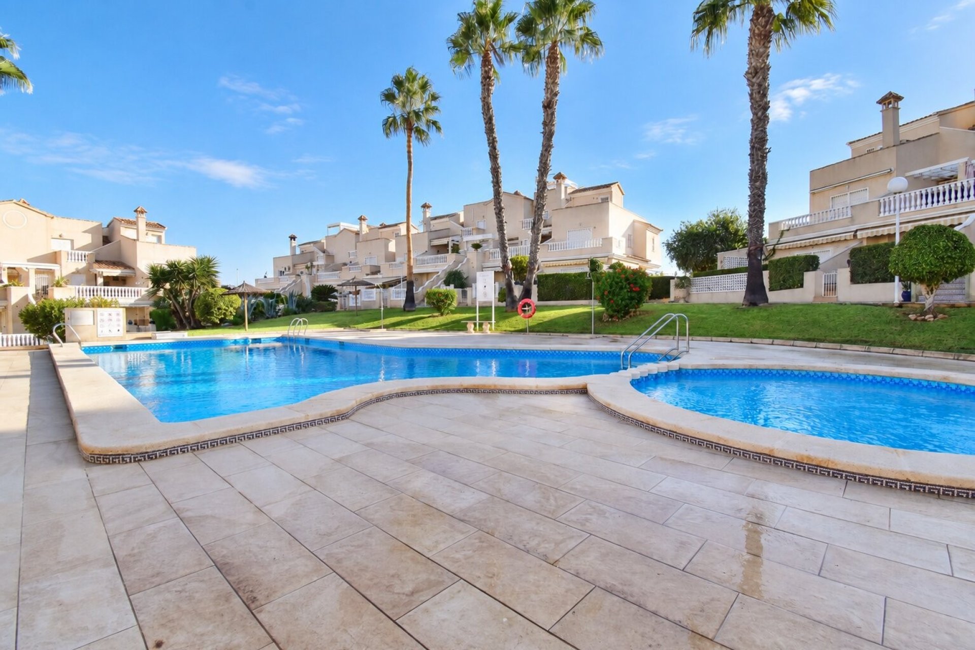 Reventa - Adosado -
Orihuela Costa - Los Altos