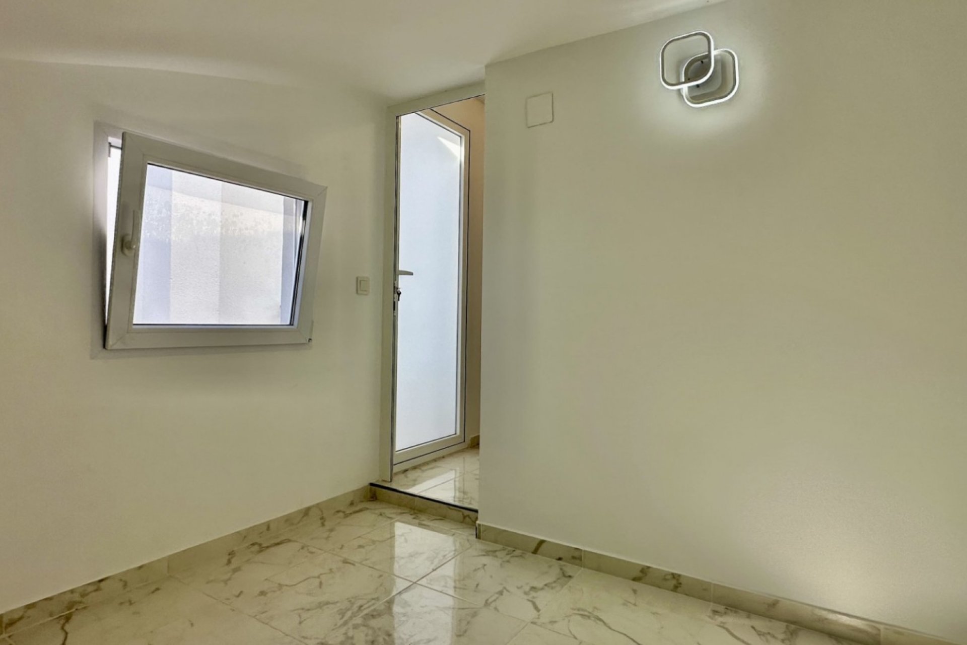 Reventa - Adosado -
Orihuela Costa - Los Balcones
