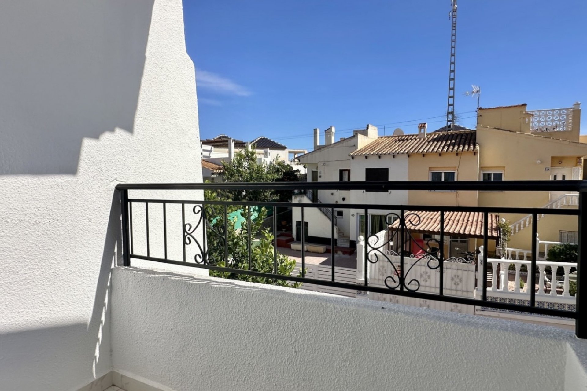 Reventa - Adosado -
Orihuela Costa - Los Balcones